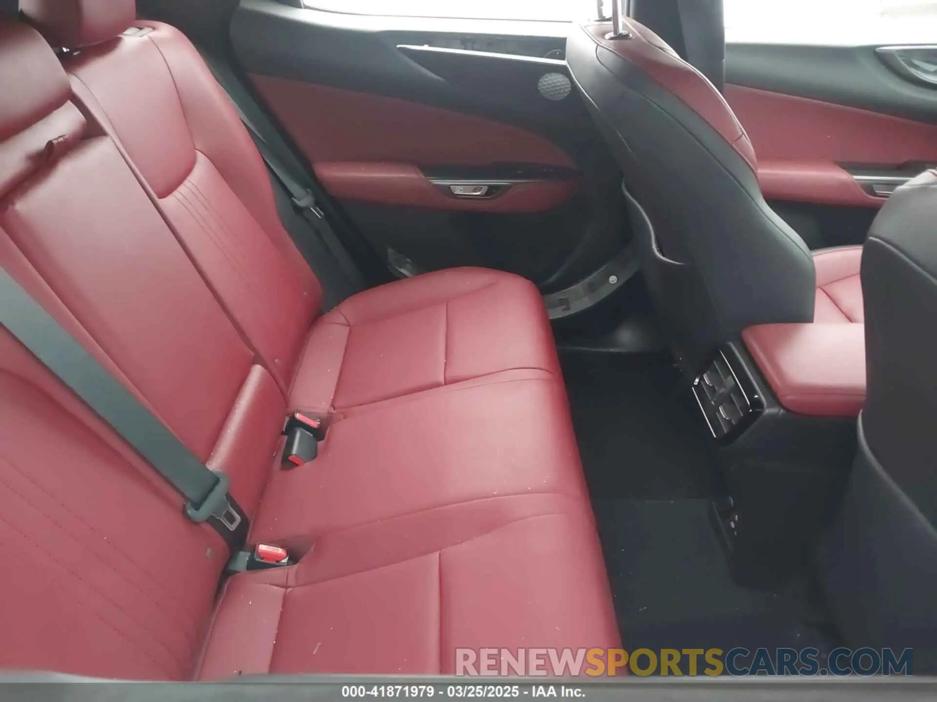 8 fotografías del automóvil dañado 2T2GGCEZ8NC002364 LEXUS NX 350 2022