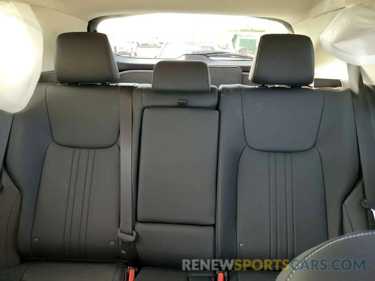 10 fotografías del automóvil dañado 2T2GGCEZ8NC008536 LEXUS NX 350 2022