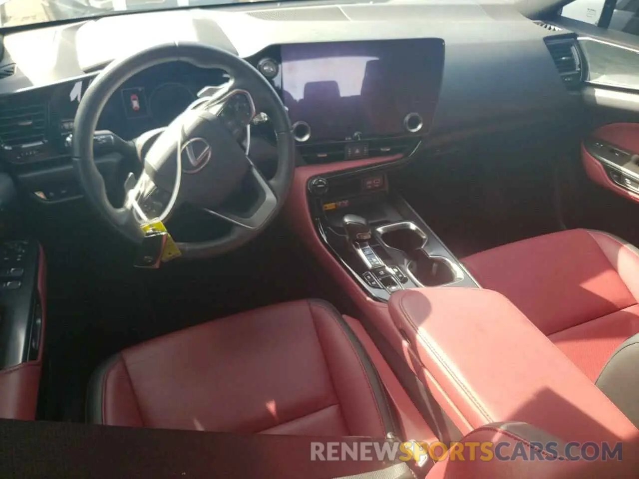 8 fotografías del automóvil dañado 2T2GGCEZ9NC006150 LEXUS NX 350 2022