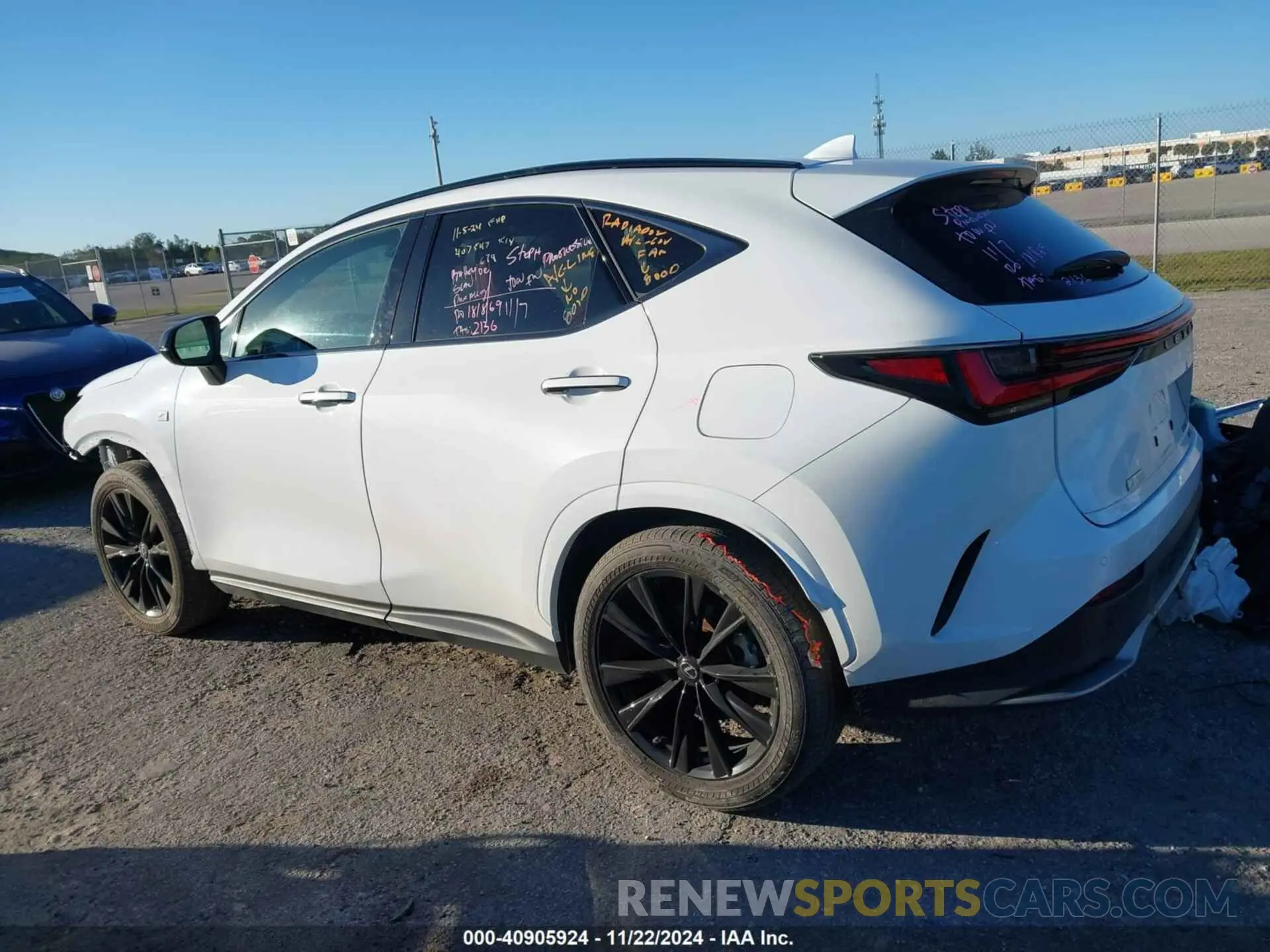 15 fotografías del automóvil dañado 2T2KGCEZ7NC007078 LEXUS NX 350 2022