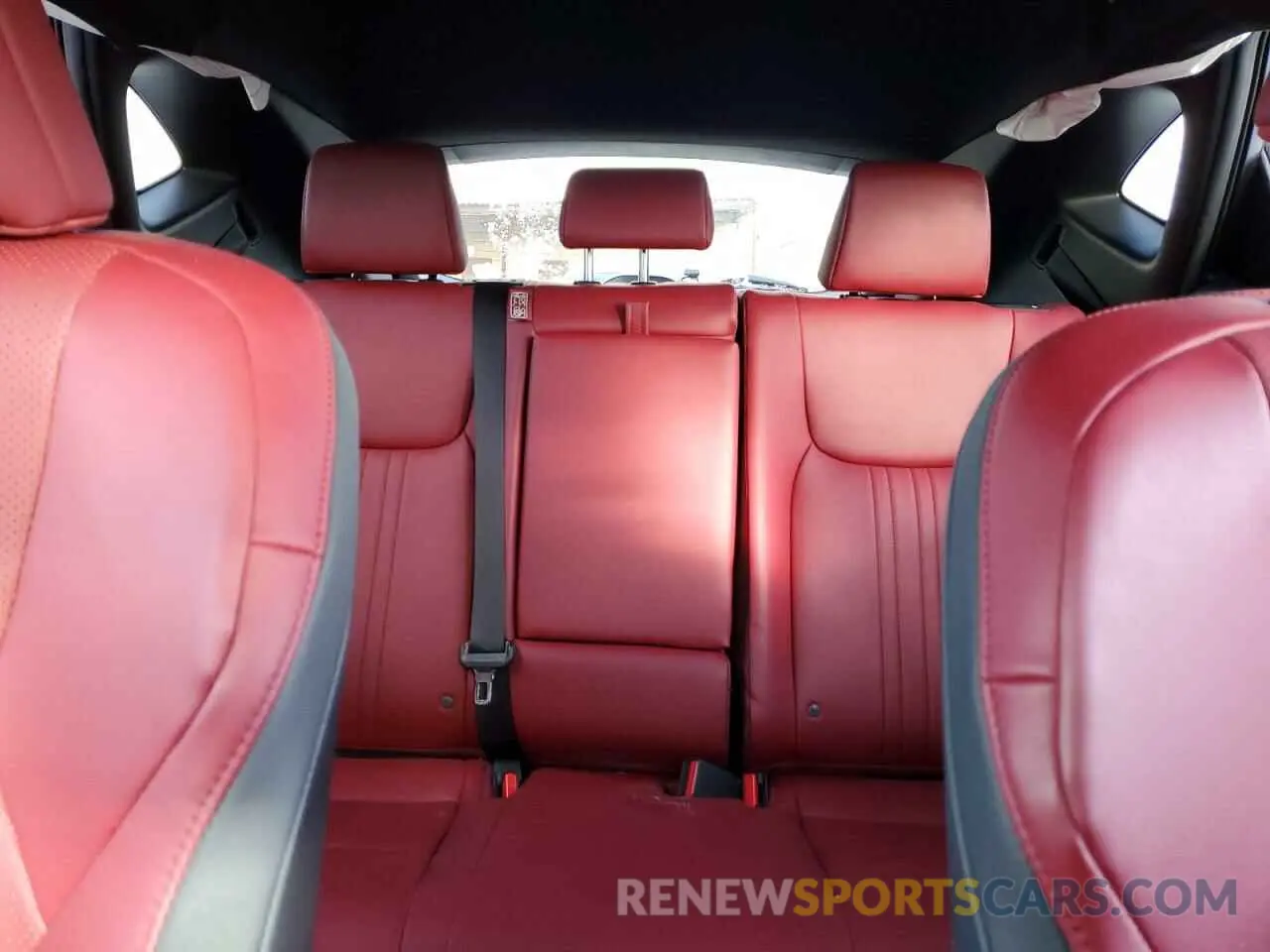 10 fotografías del automóvil dañado JTJAGCEZ8N2002807 LEXUS NX 350 2022