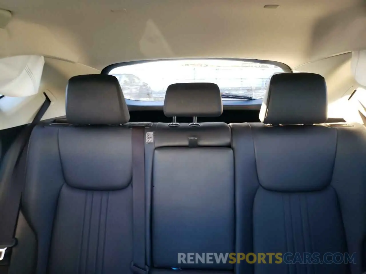 10 fotografías del automóvil dañado JTJAGCEZ8N5000392 LEXUS NX 350 2022