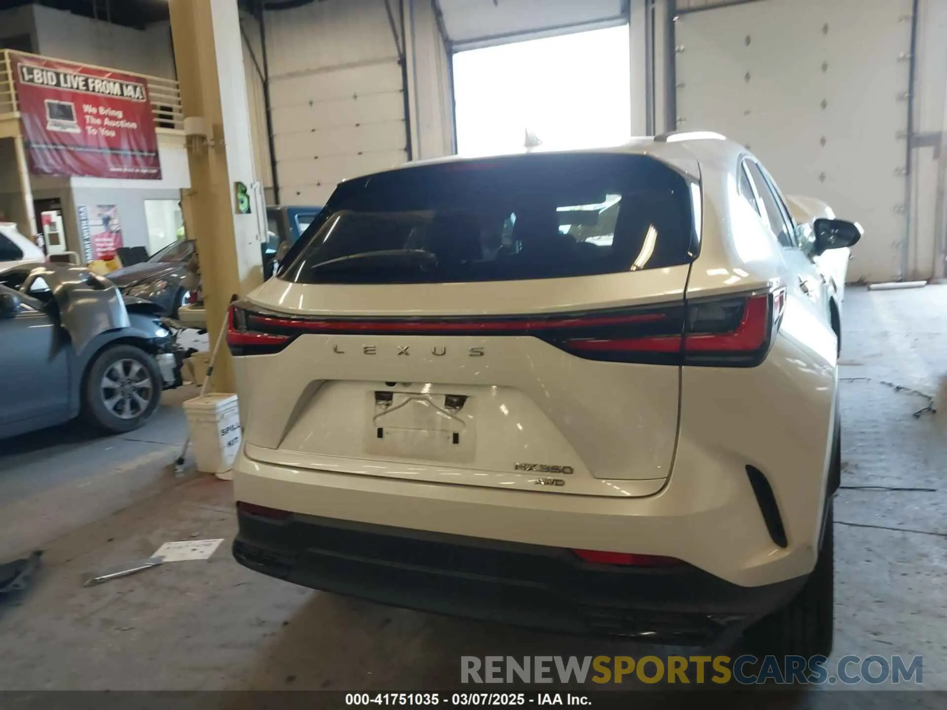 17 fotografías del automóvil dañado JTJAGCEZ8N5001736 LEXUS NX 350 2022