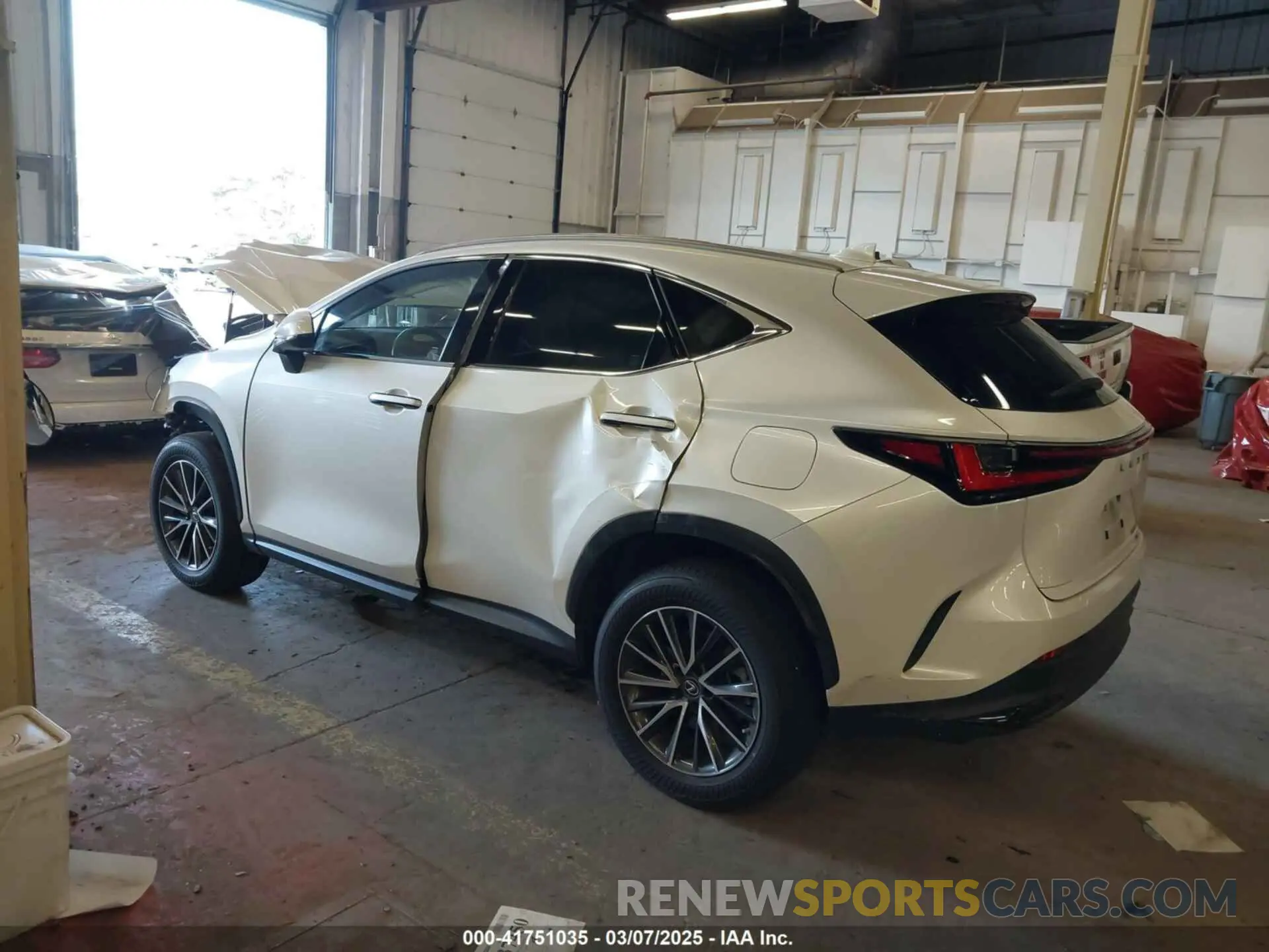 3 fotografías del automóvil dañado JTJAGCEZ8N5001736 LEXUS NX 350 2022