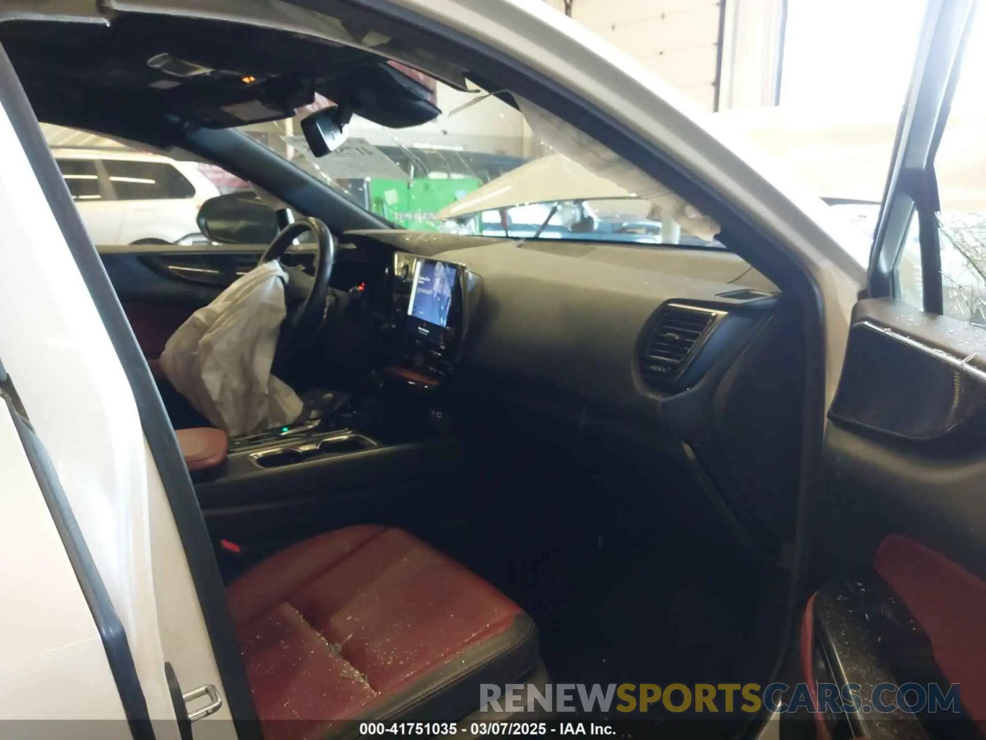 5 fotografías del automóvil dañado JTJAGCEZ8N5001736 LEXUS NX 350 2022