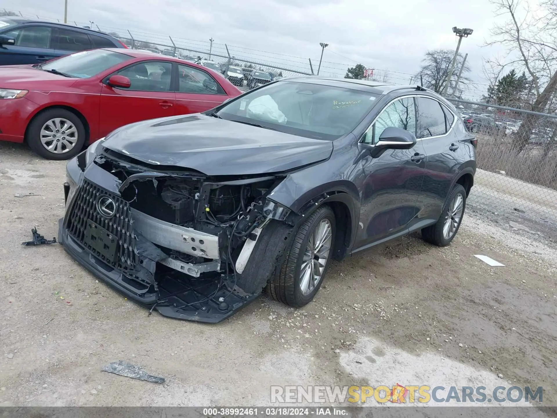 2 fotografías del automóvil dañado JTJGGCEZ0N2001581 LEXUS NX 350 2022