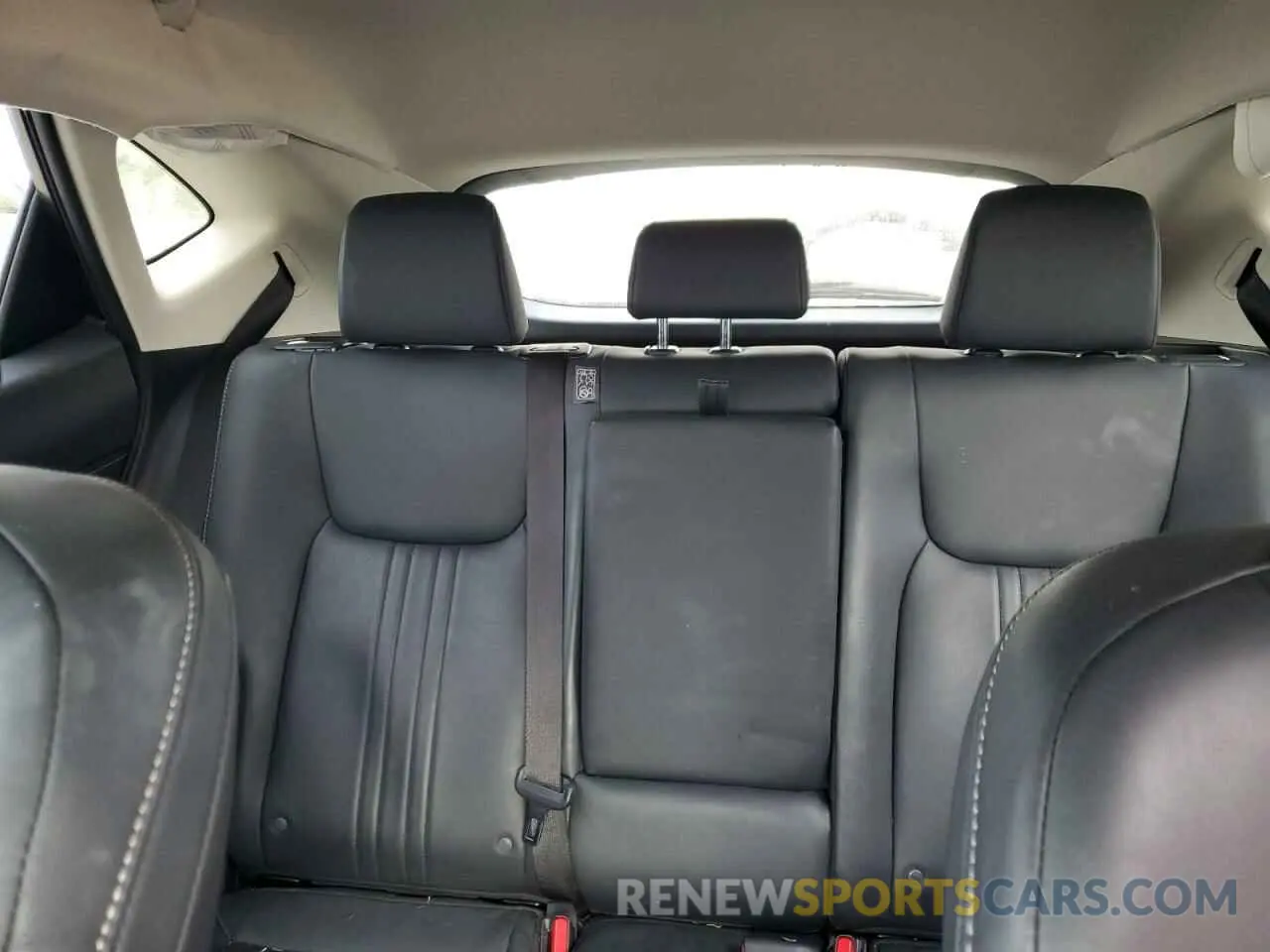 10 fotografías del automóvil dañado JTJGGCEZ2N5003802 LEXUS NX 350 2022