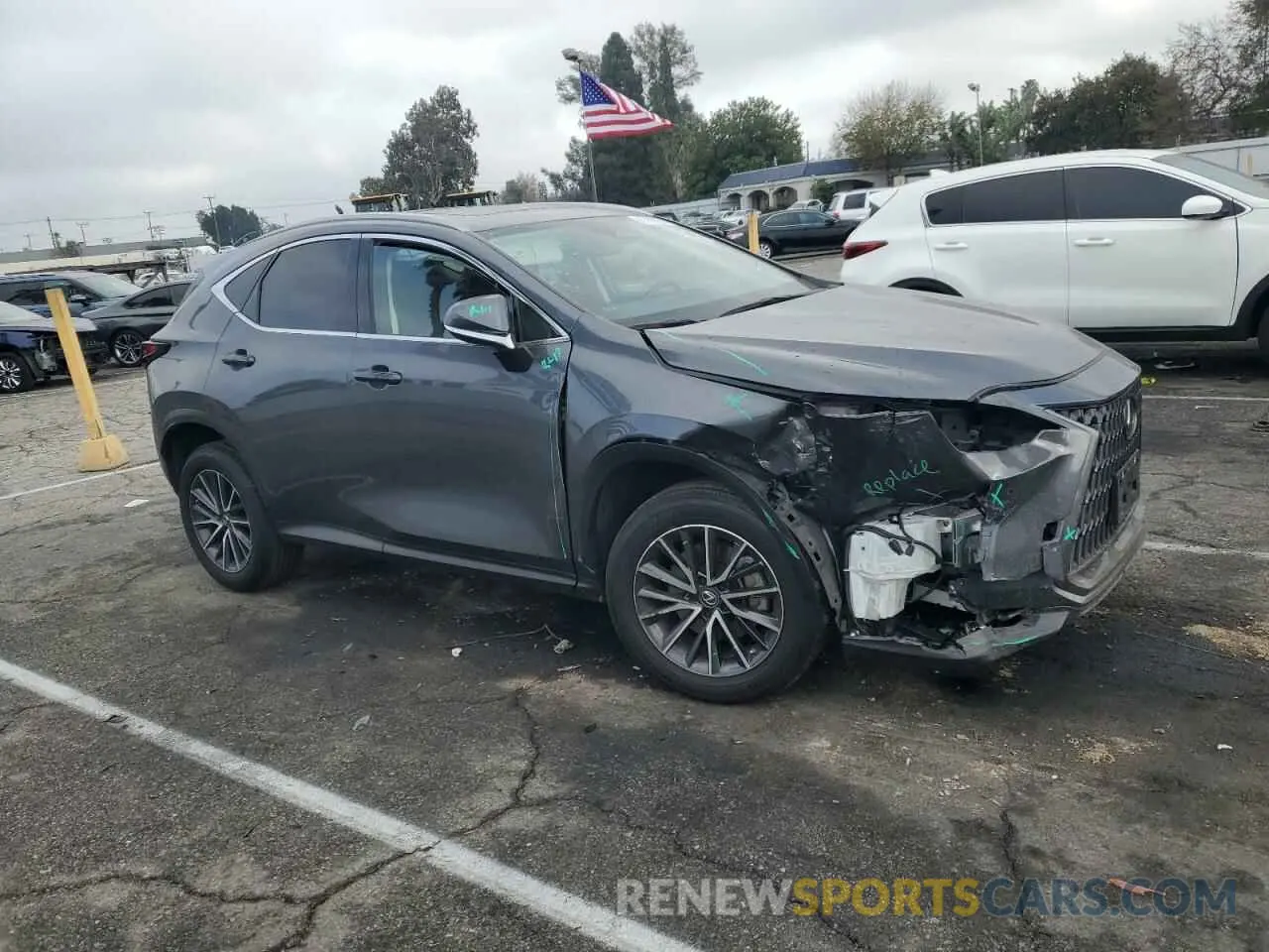 4 fotografías del automóvil dañado JTJGGCEZ2N5003802 LEXUS NX 350 2022