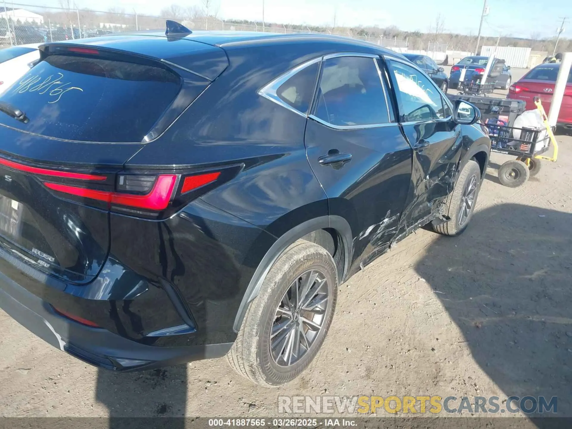 4 fotografías del automóvil dañado JTJGGCEZ4N5001291 LEXUS NX 350 2022