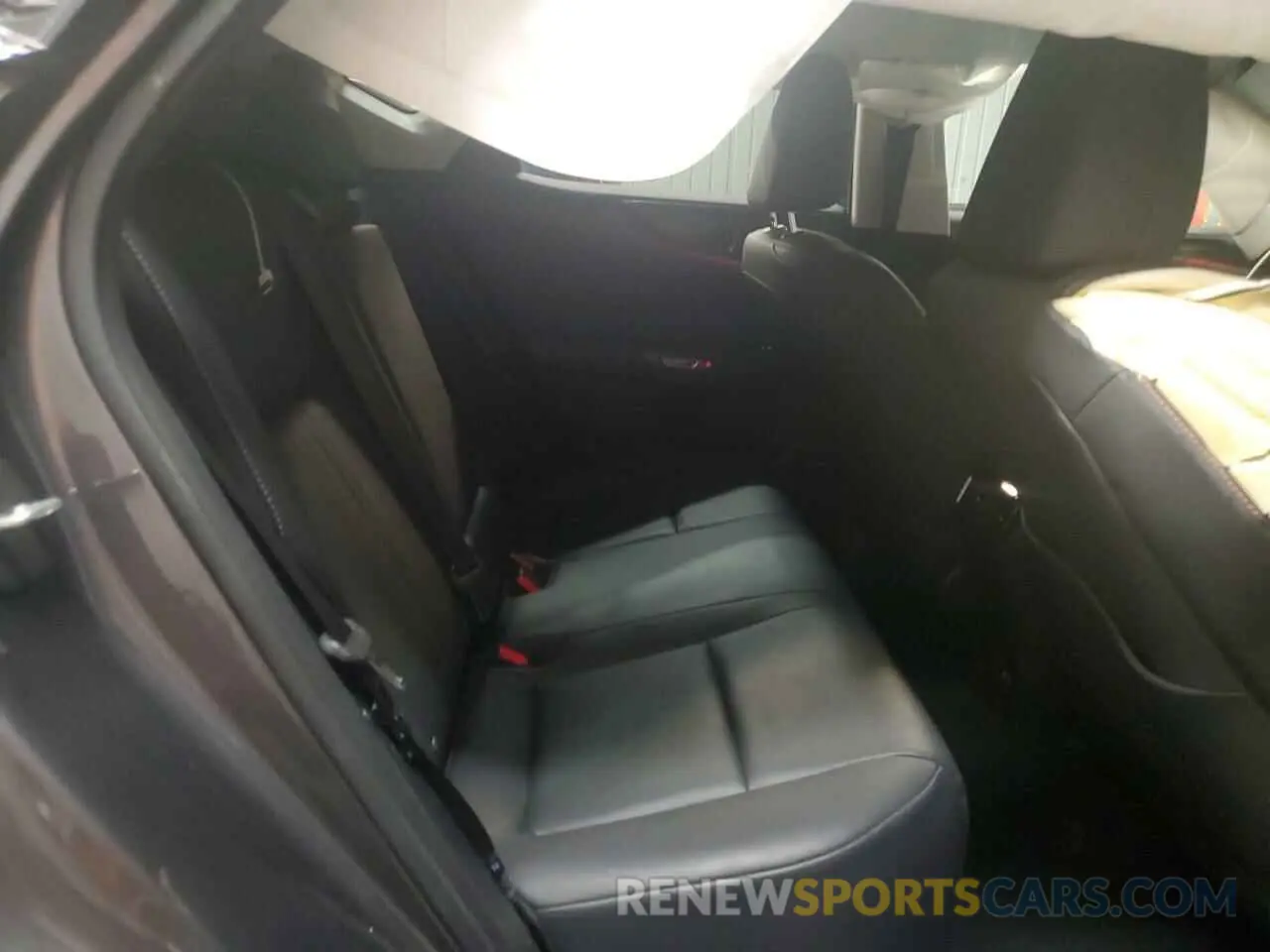 11 fotografías del automóvil dañado JTJGGCEZ4N5001792 LEXUS NX 350 2022