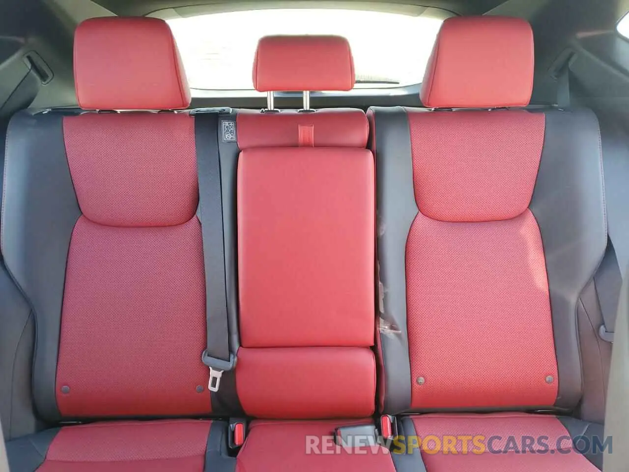 10 fotografías del automóvil dañado JTJKGCEZ7N2001197 LEXUS NX 350 2022