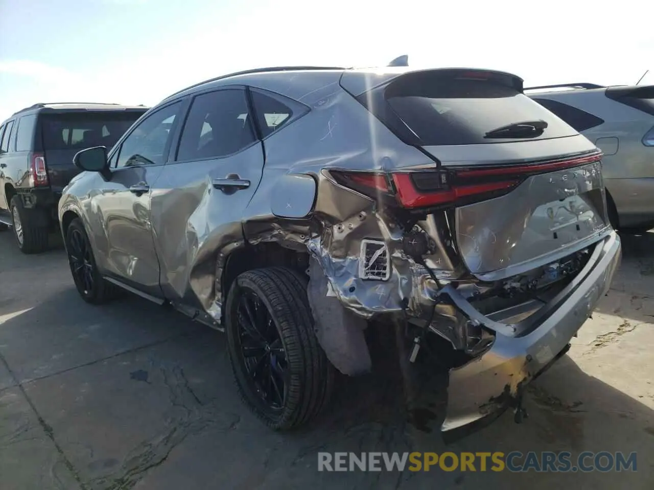 3 fotografías del automóvil dañado JTJKGCEZ9N2000830 LEXUS NX 350 2022