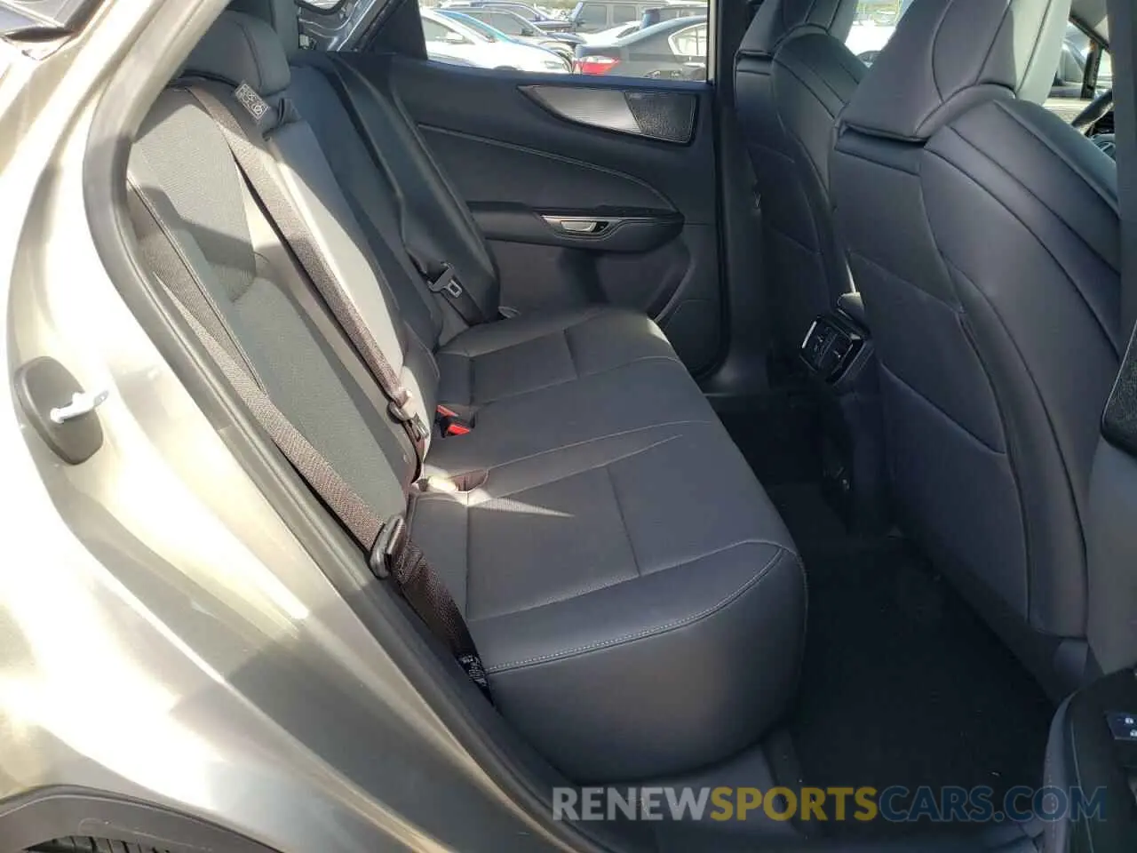 6 fotografías del automóvil dañado JTJKGCEZ9N2000830 LEXUS NX 350 2022
