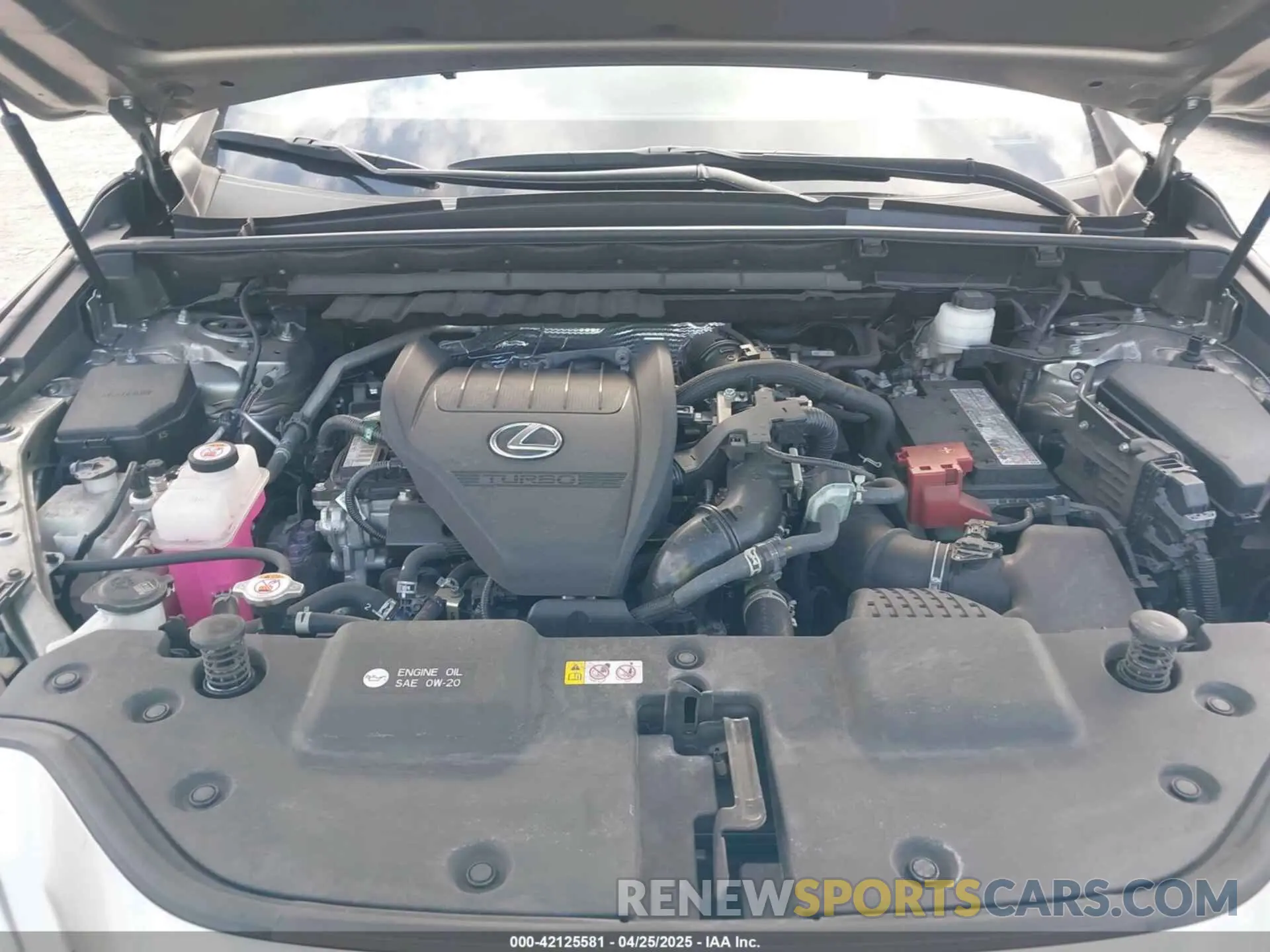 10 fotografías del automóvil dañado JTJKGCEZXN5001287 LEXUS NX 350 2022