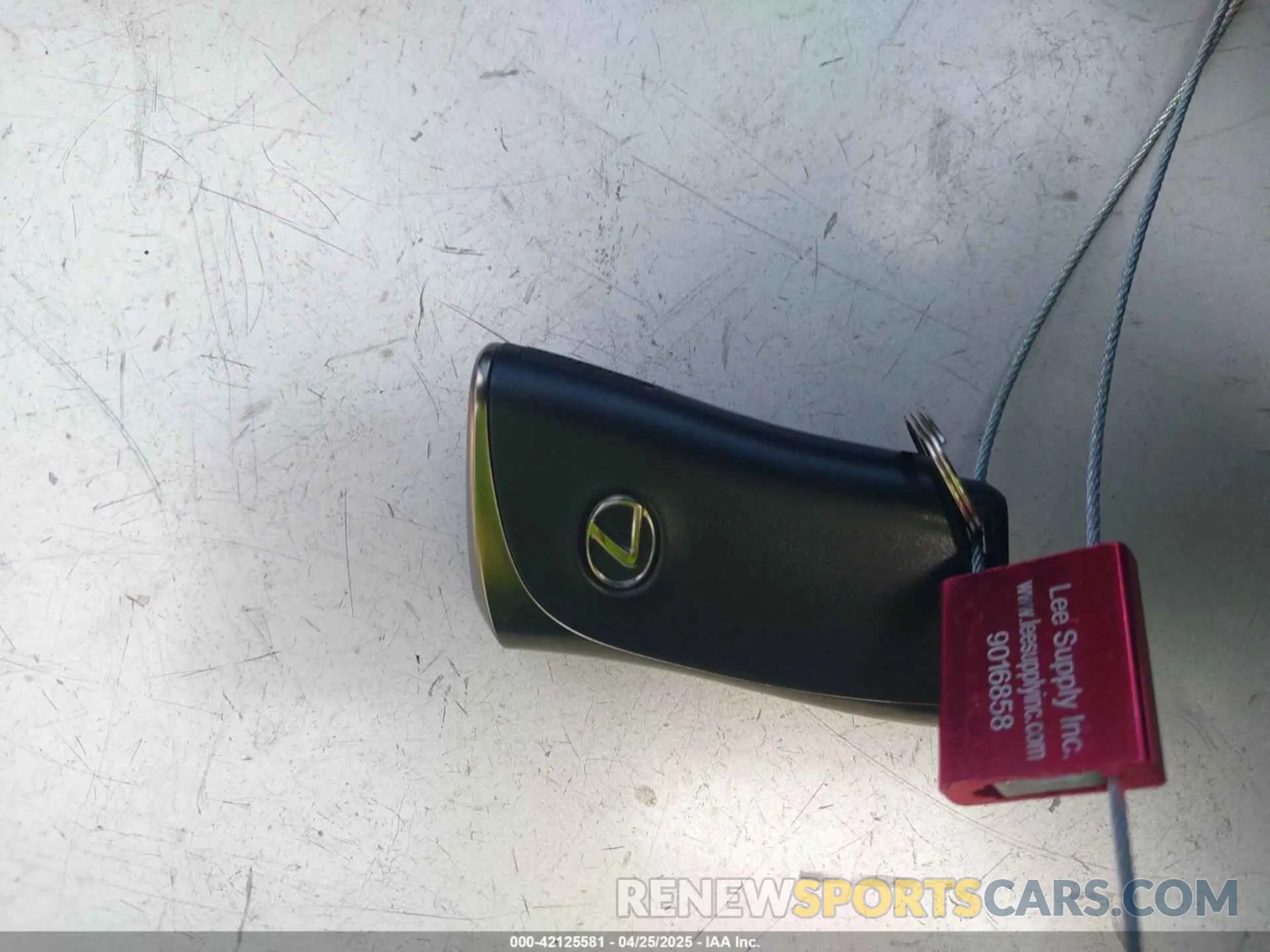 11 fotografías del automóvil dañado JTJKGCEZXN5001287 LEXUS NX 350 2022