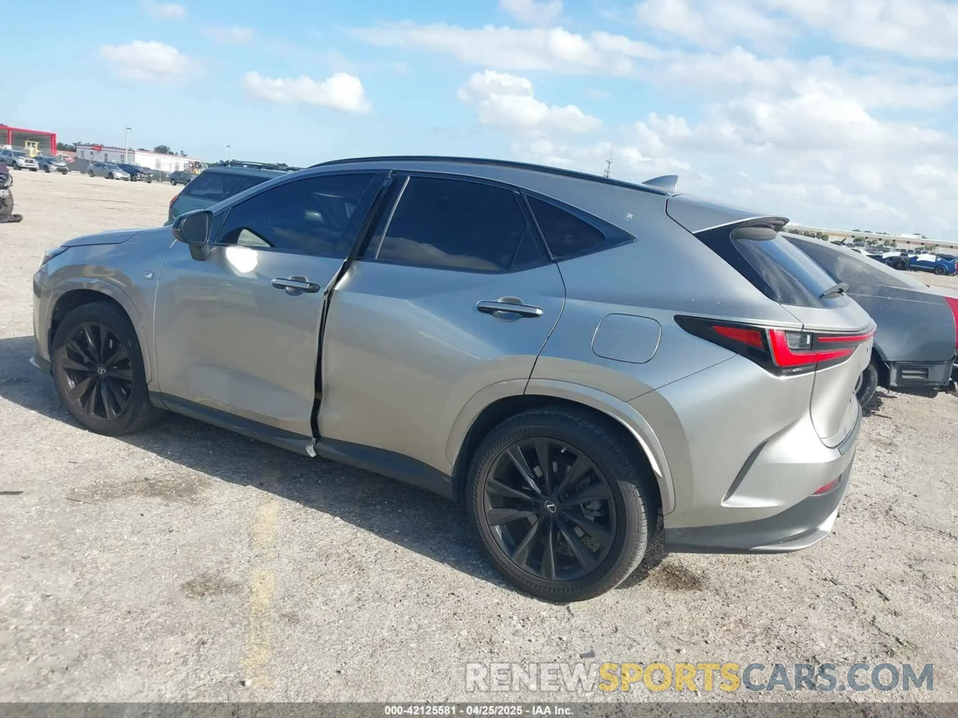 3 fotografías del automóvil dañado JTJKGCEZXN5001287 LEXUS NX 350 2022