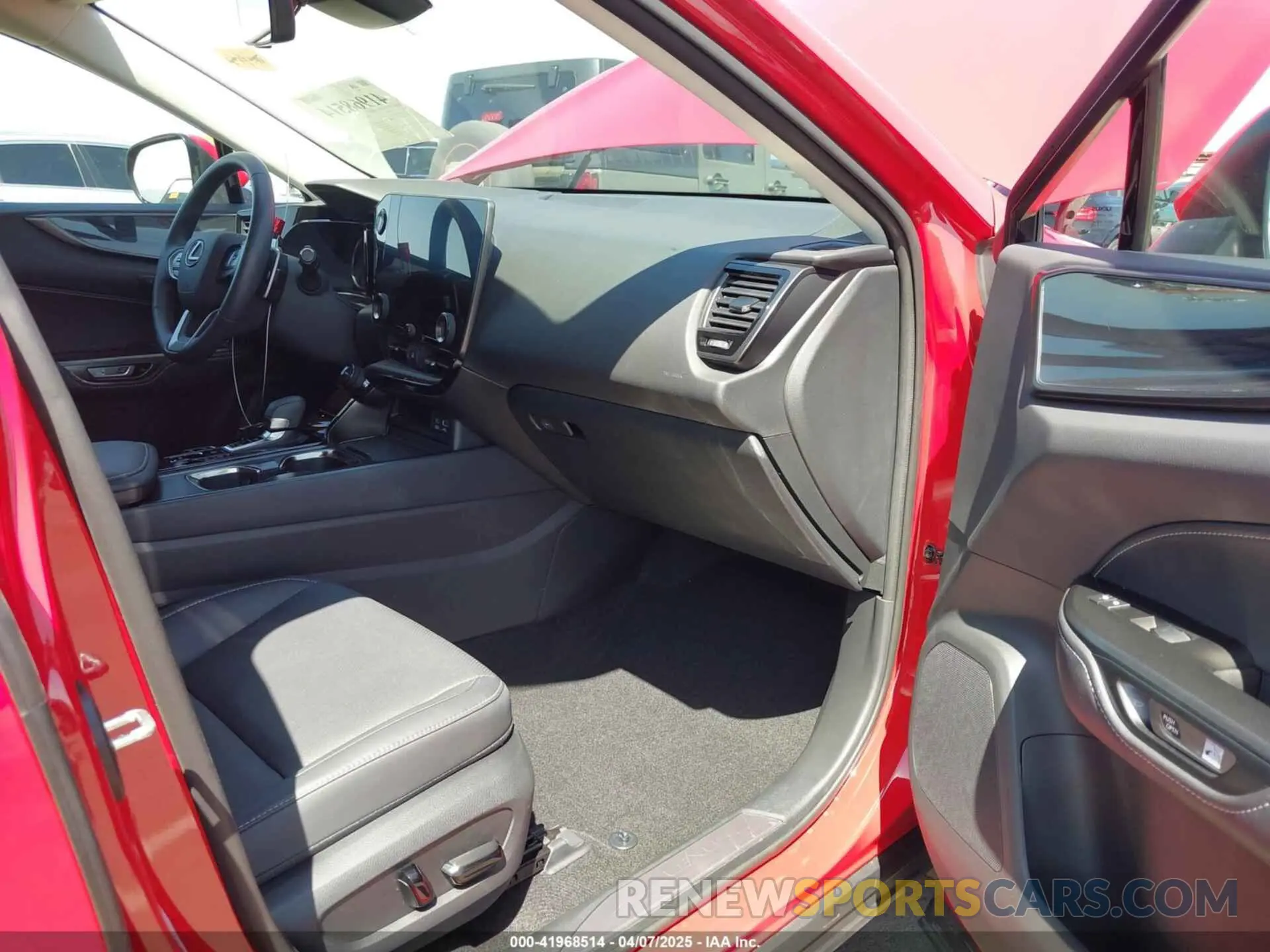 5 fotografías del automóvil dañado 2T2GGCEZ2PC020362 LEXUS NX 350 2023