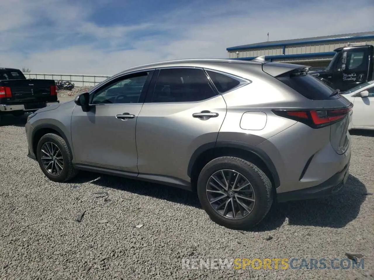 2 fotografías del automóvil dañado 2T2GGCEZ3PC017857 LEXUS NX 350 2023