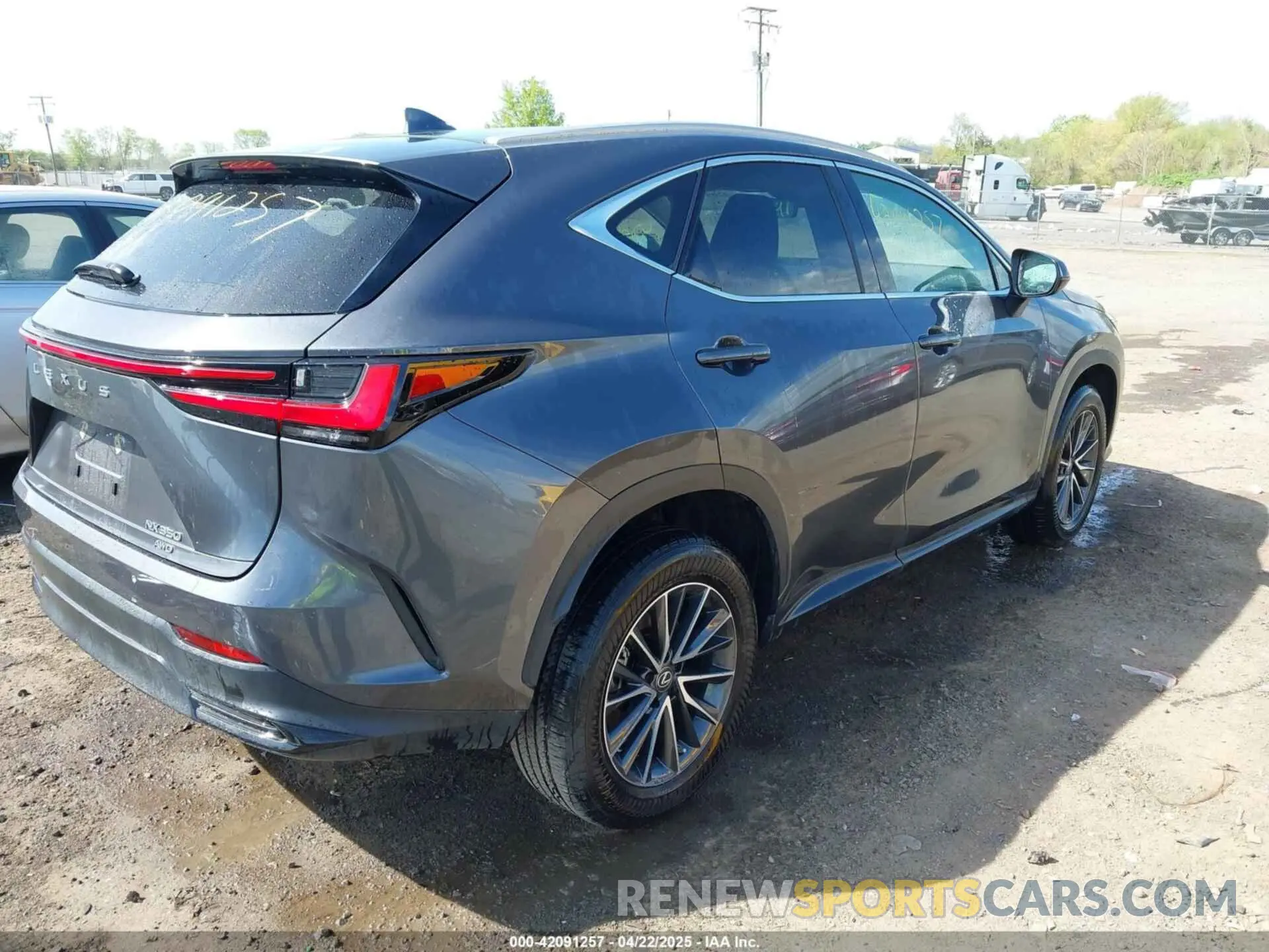 4 fotografías del automóvil dañado 2T2GGCEZ3PC023075 LEXUS NX 350 2023