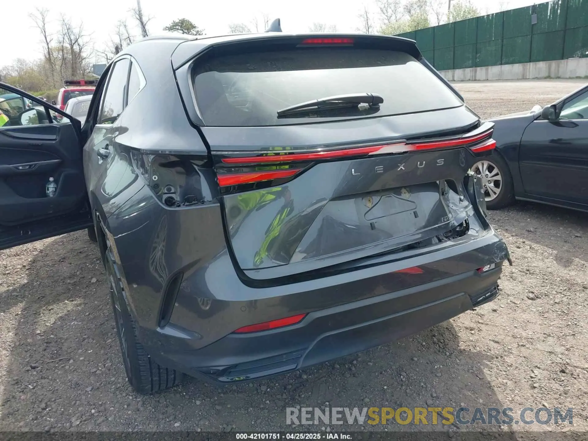 18 fotografías del automóvil dañado 2T2GGCEZ8PC024142 LEXUS NX 350 2023