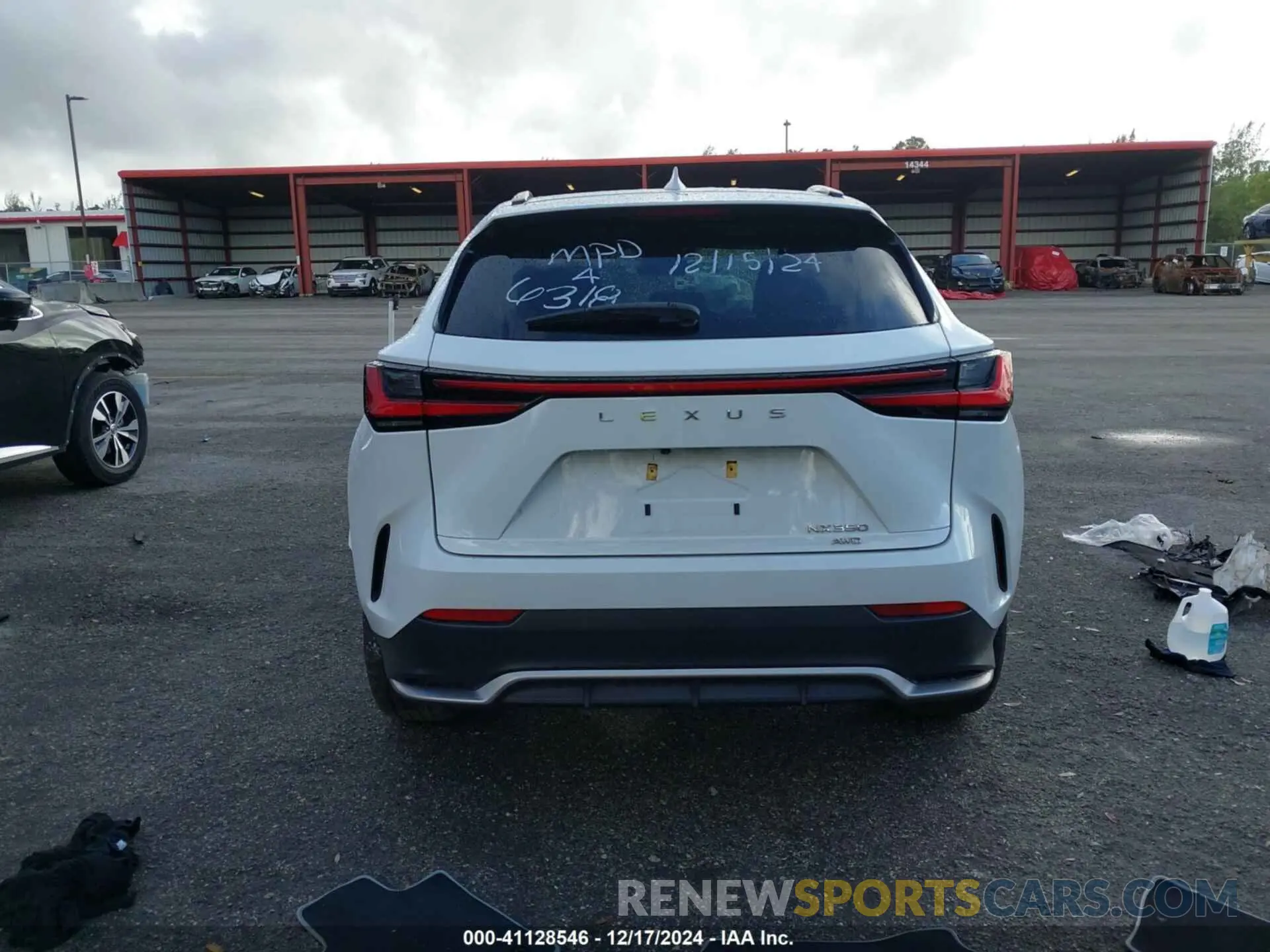 15 fotografías del automóvil dañado 2T2KGCEZ4PC026318 LEXUS NX 350 2023