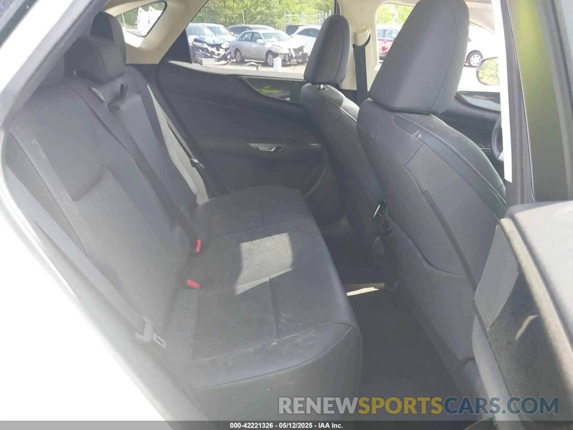 8 fotografías del automóvil dañado JTJGGCEZ1P5005429 LEXUS NX 350 2023