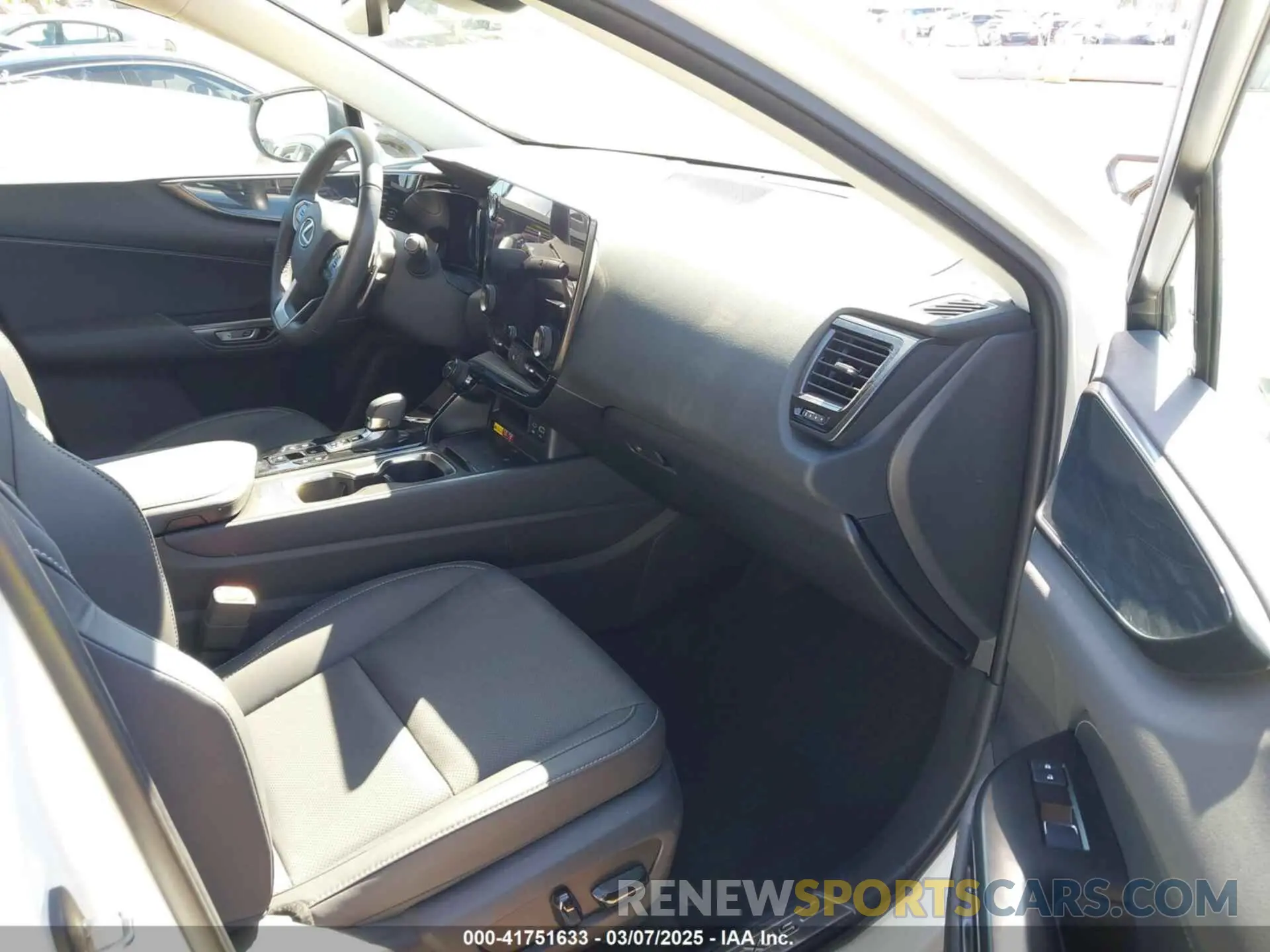 5 fotografías del automóvil dañado 2T2GGCEZ6RC054338 LEXUS NX 350 2024
