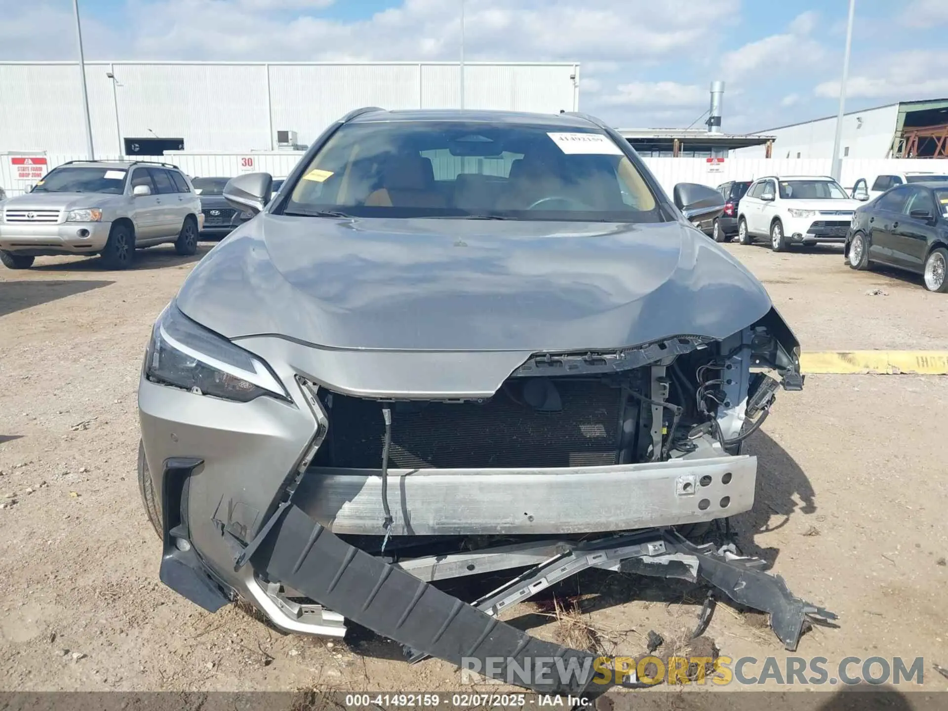 13 fotografías del automóvil dañado 2T2GGCEZXRC038367 LEXUS NX 350 2024