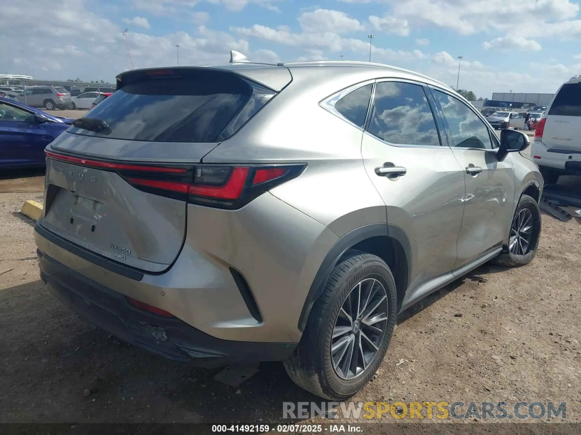 4 fotografías del automóvil dañado 2T2GGCEZXRC038367 LEXUS NX 350 2024