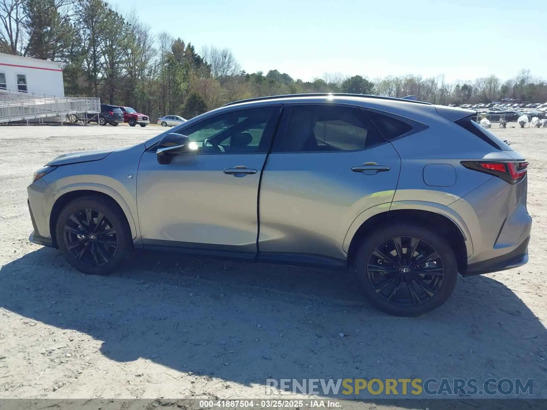 13 fotografías del automóvil dañado 2T2KGCEZ9RC055638 LEXUS NX 350 2024