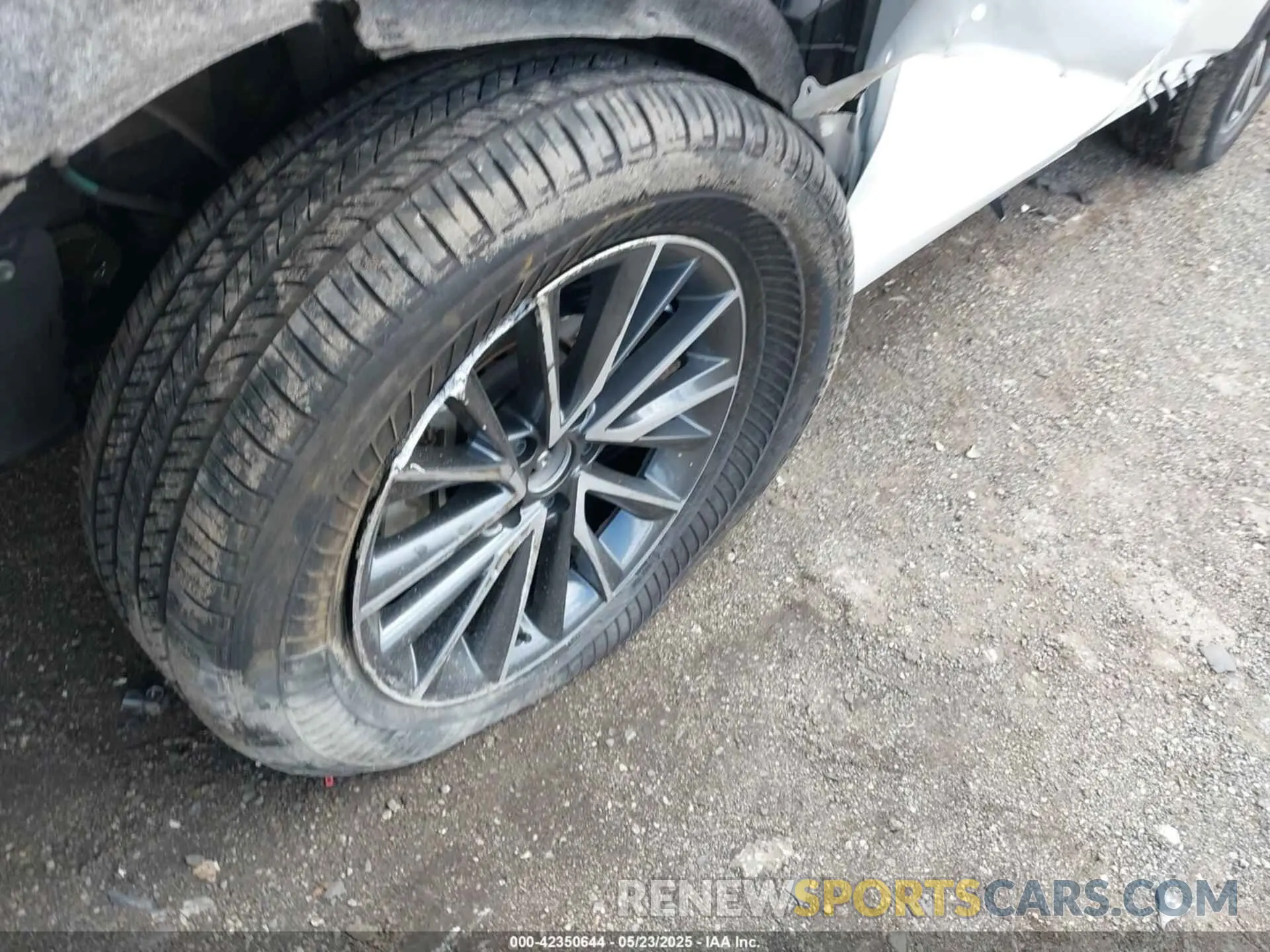 12 fotografías del automóvil dañado JTJGGCEZ3R5009923 LEXUS NX 350 2024
