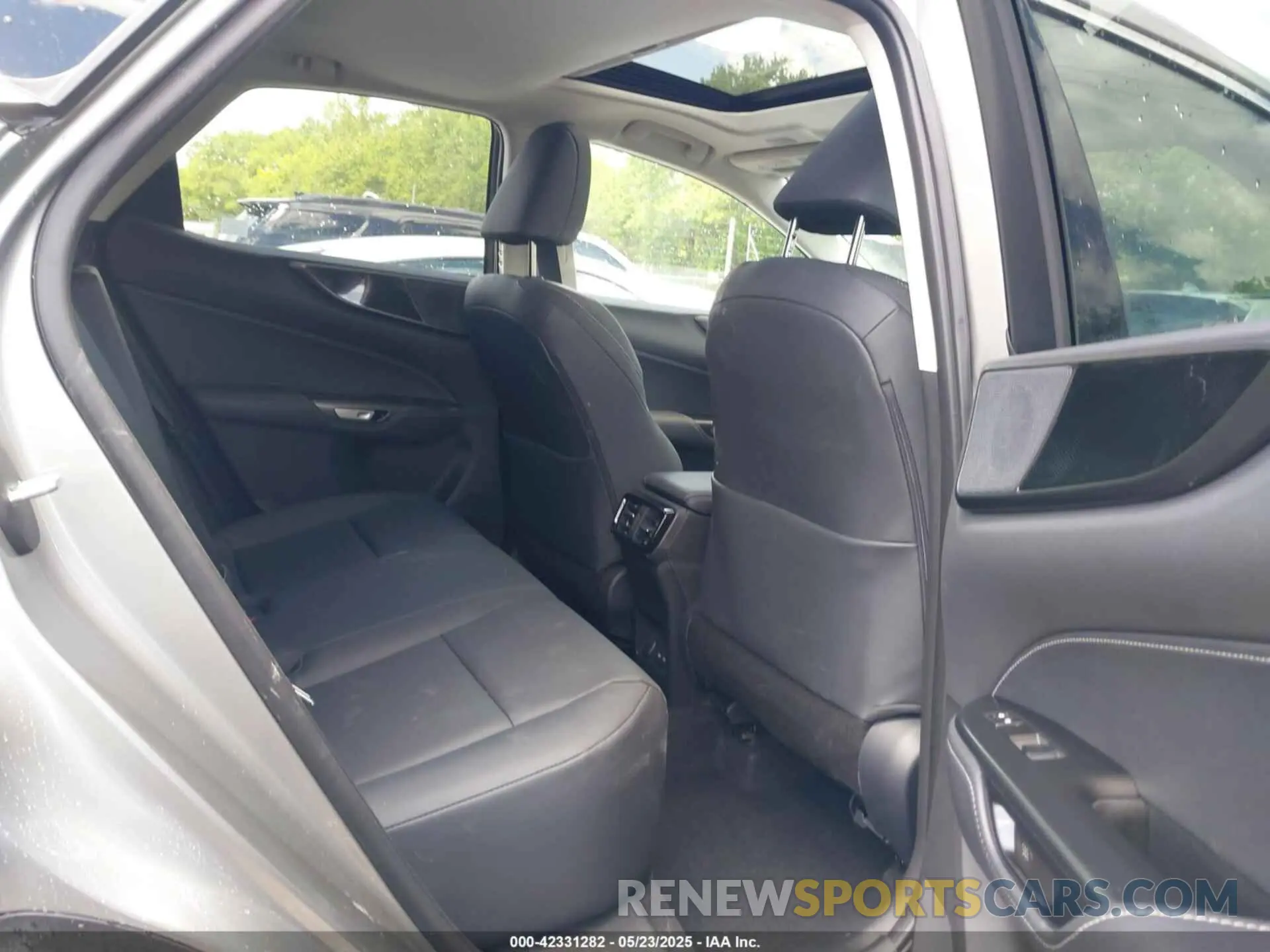 8 fotografías del automóvil dañado 2T2AGCEZ3SC080391 LEXUS NX 350 2025
