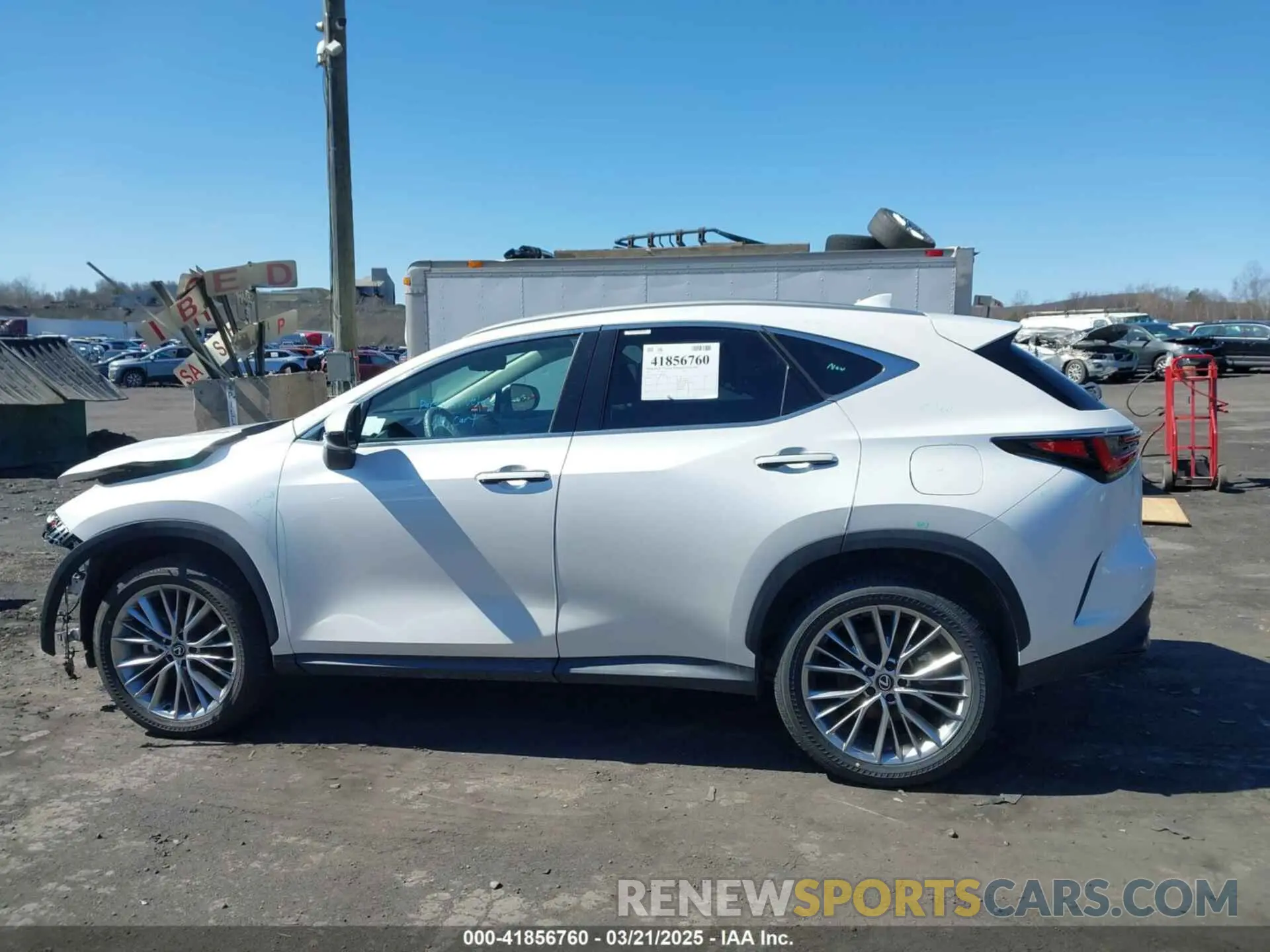 14 fotografías del automóvil dañado 2T2GGCEZ1SC067262 LEXUS NX 350 2025