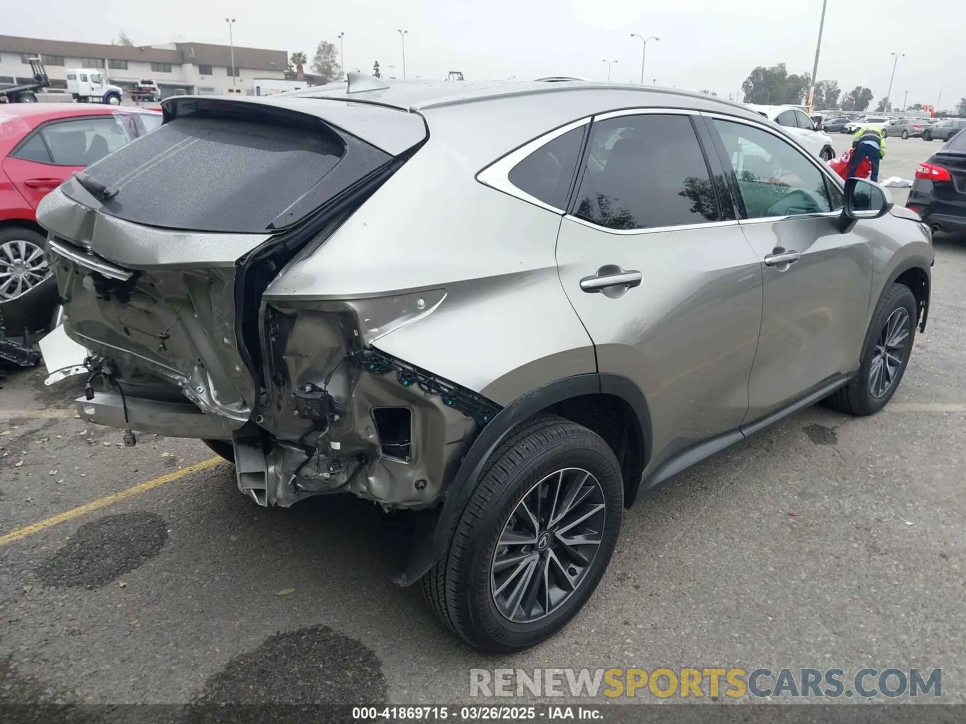 4 fotografías del automóvil dañado 2T2GGCEZ8SC060289 LEXUS NX 350 2025