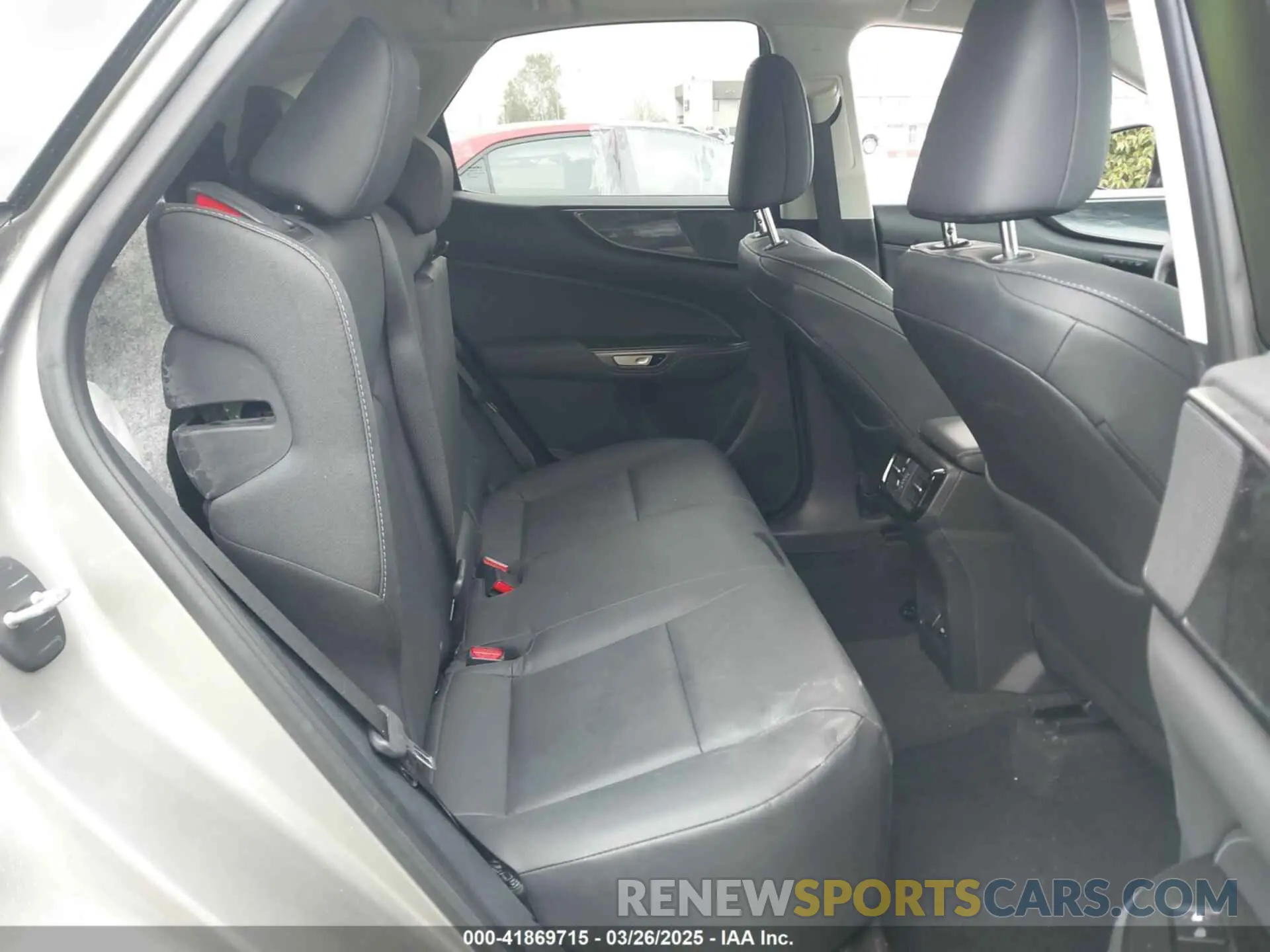 8 fotografías del automóvil dañado 2T2GGCEZ8SC060289 LEXUS NX 350 2025