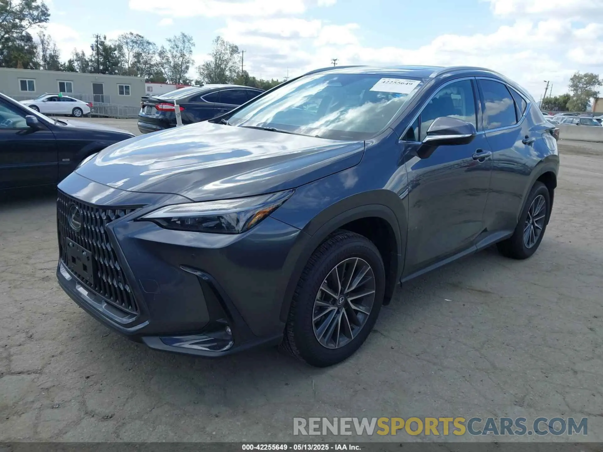 2 fotografías del automóvil dañado 2T2GGCEZ9SC080938 LEXUS NX 350 2025
