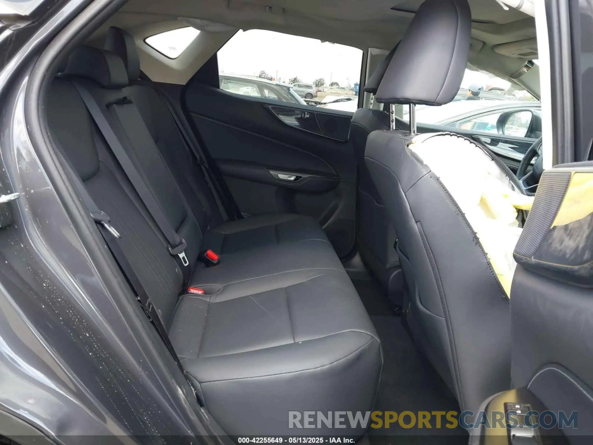 8 fotografías del automóvil dañado 2T2GGCEZ9SC080938 LEXUS NX 350 2025