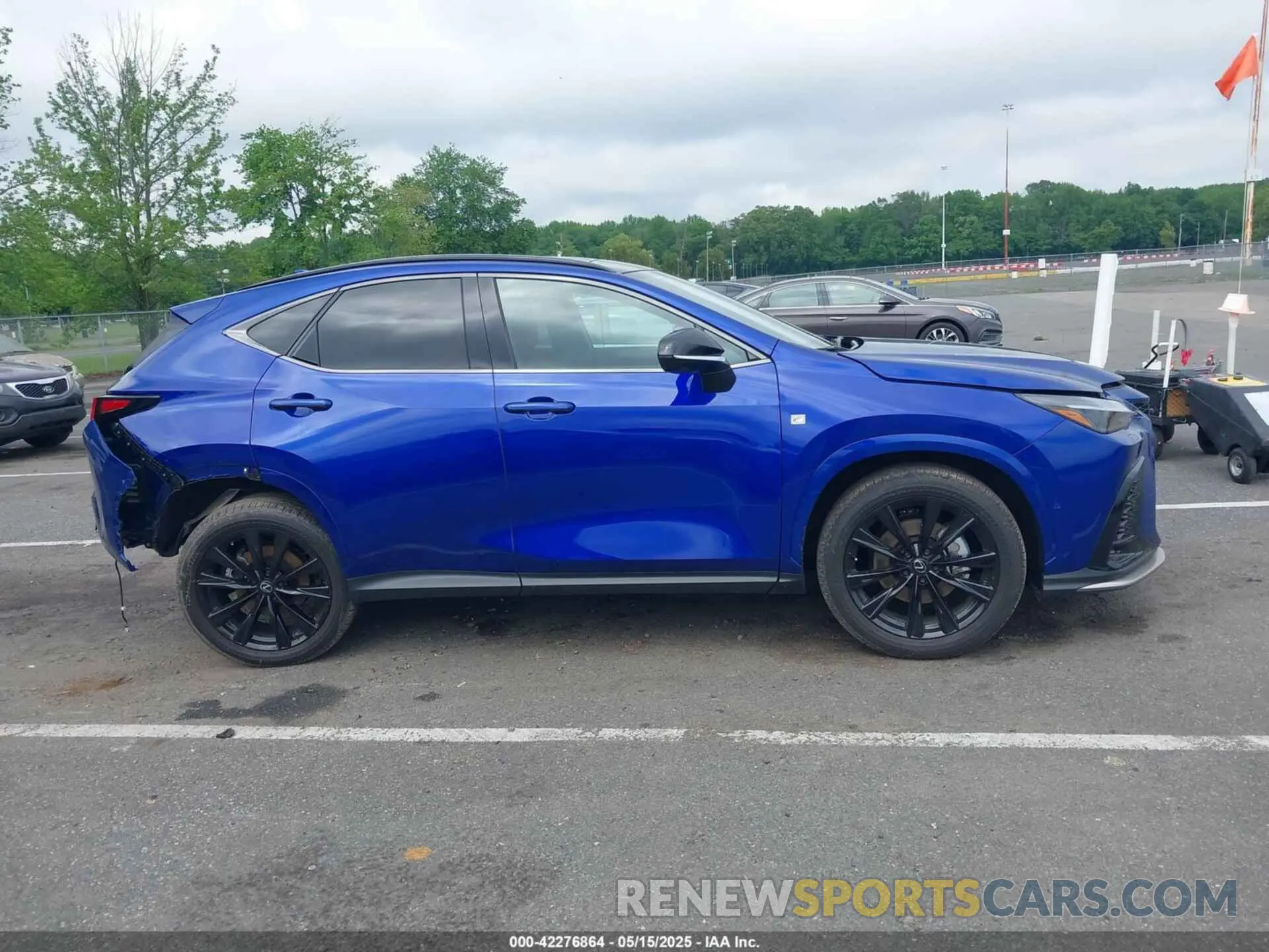 13 fotografías del automóvil dañado 2T2KGCEZ1SC077493 LEXUS NX 350 2025