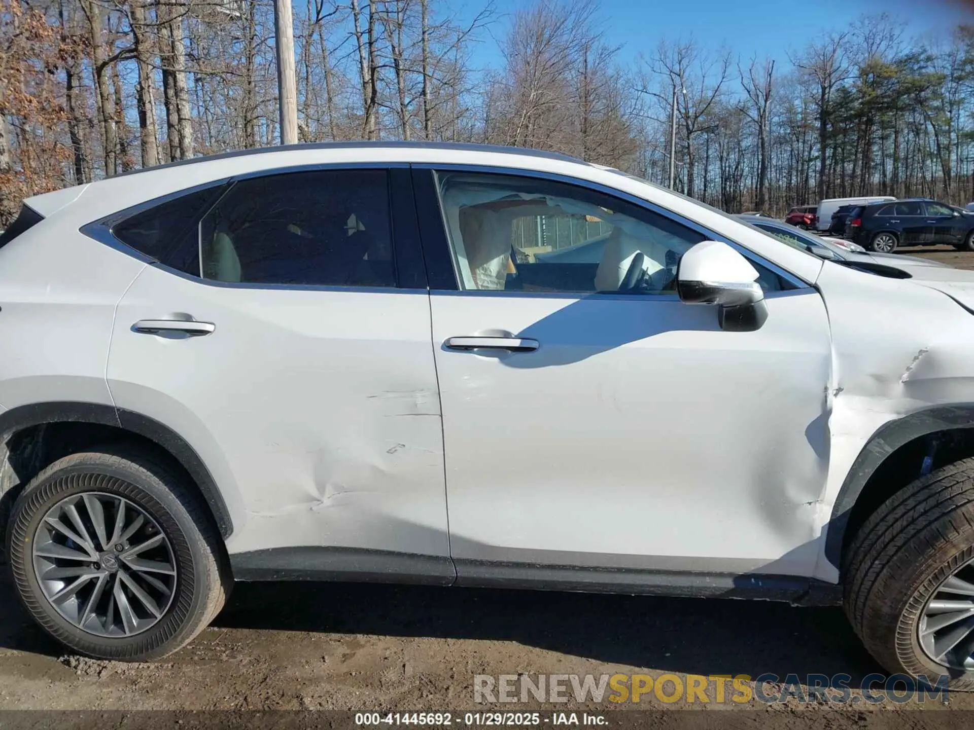 13 fotografías del automóvil dañado JTJGGCEZ4S2023563 LEXUS NX 350 2025