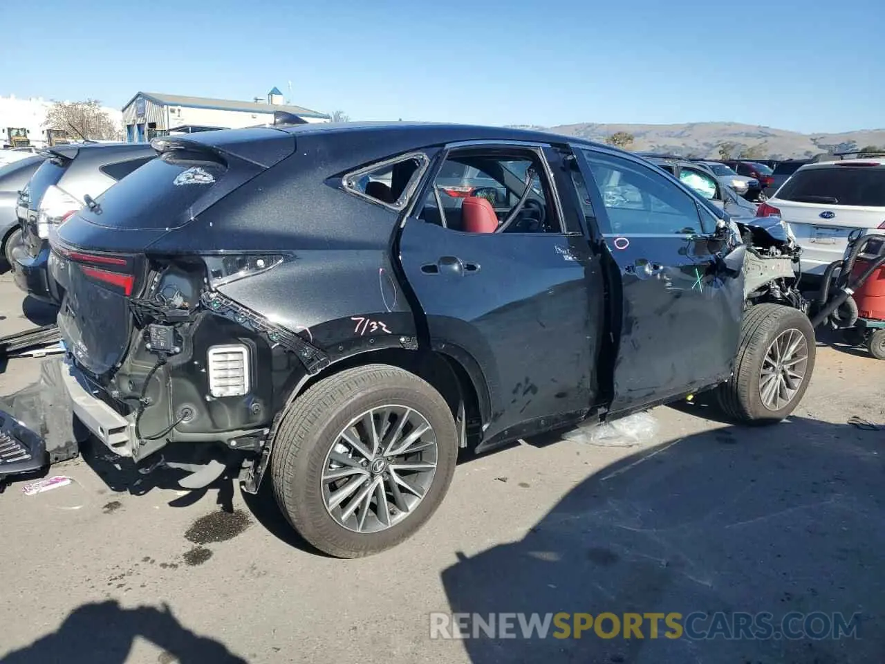 3 fotografías del automóvil dañado JTJAGCEZ7R5009008 LEXUS NX 350 BAS 2024