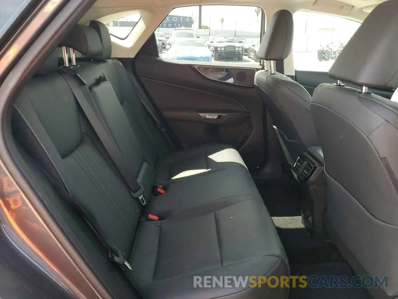 11 fotografías del automóvil dañado JTJAGCEZXR2015144 LEXUS NX 350 BAS 2024