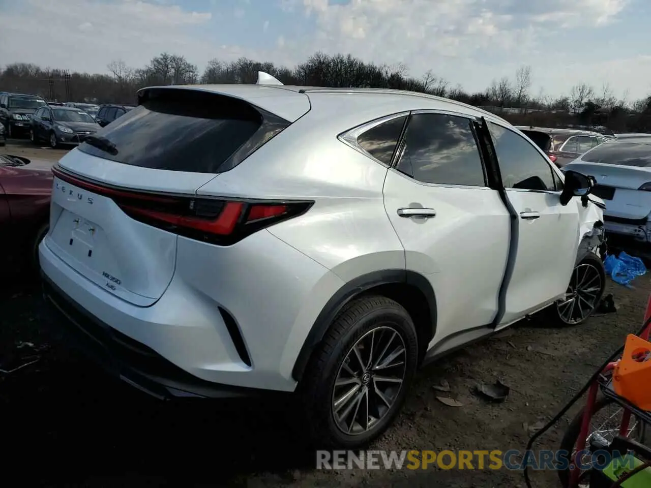 3 fotografías del automóvil dañado JTJAGCEZXR2016214 LEXUS NX 350 BAS 2024