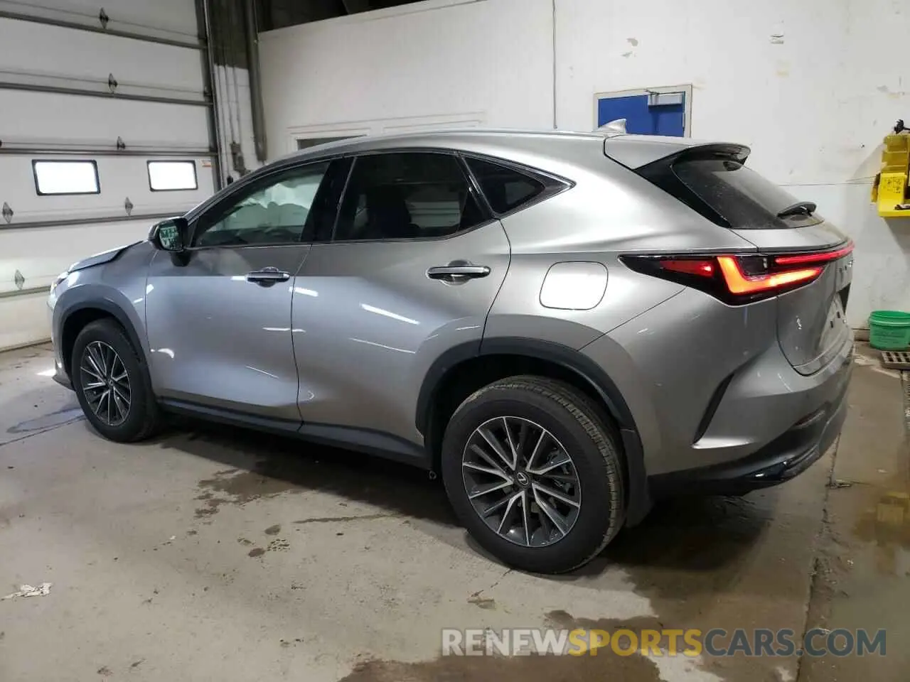 2 fotografías del automóvil dañado 2T2AGCEZ3SC069861 LEXUS NX 350 BAS 2025