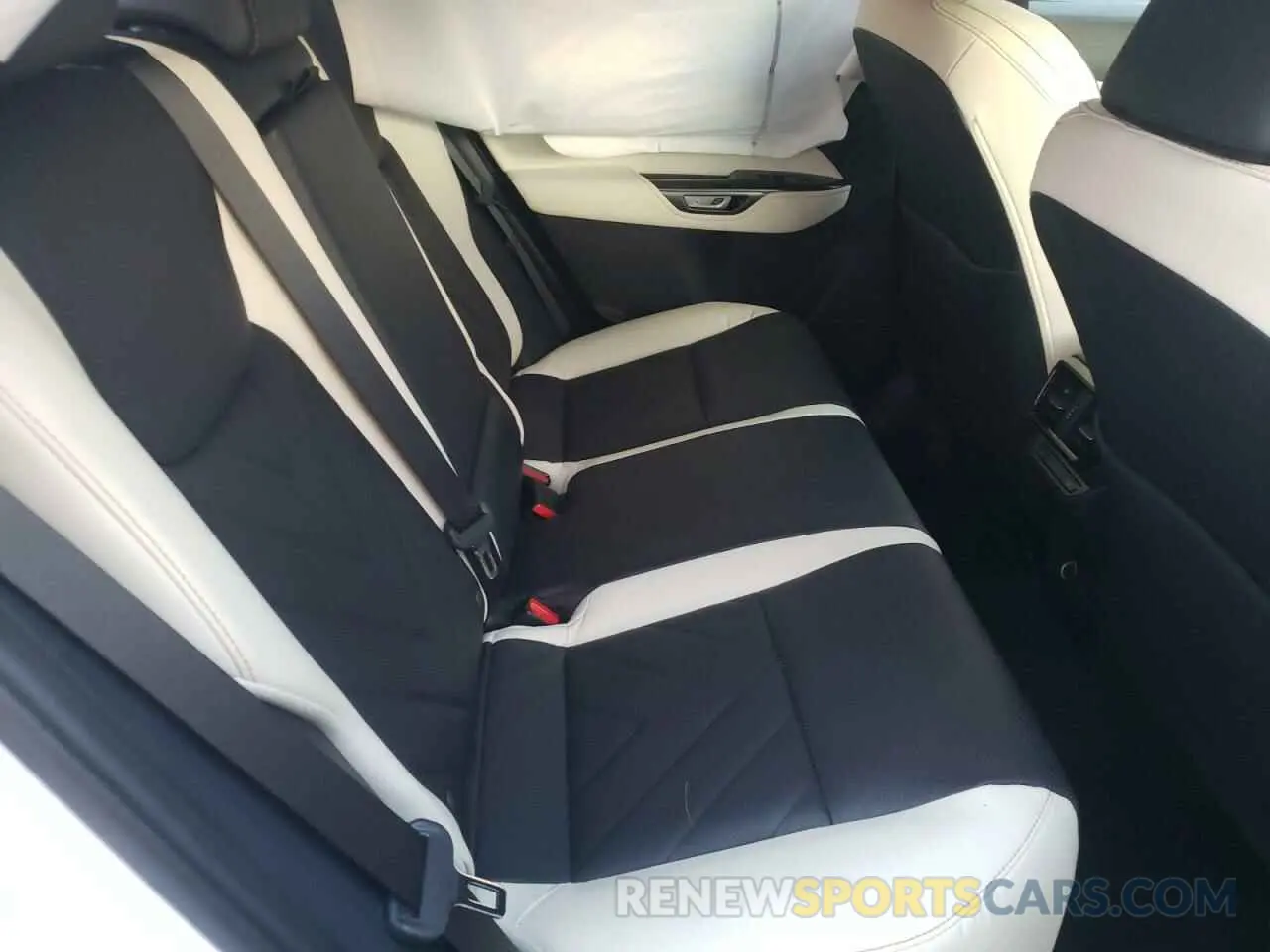 11 fotografías del automóvil dañado 2T2HGCEZ0RC052380 LEXUS NX 350 LUX 2024
