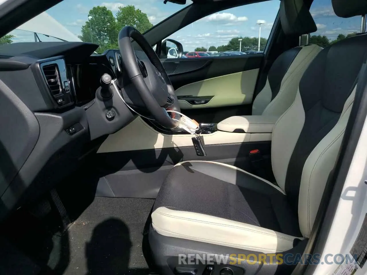 7 fotografías del automóvil dañado 2T2HGCEZ1RC048676 LEXUS NX 350 LUX 2024