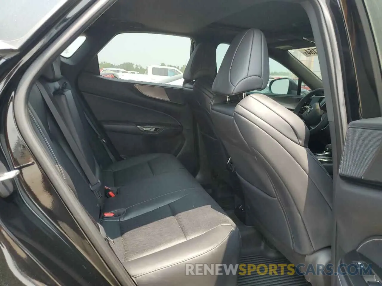 11 fotografías del automóvil dañado 2T2KGCEZ2RC050006 LEXUS NX 350 LUX 2024