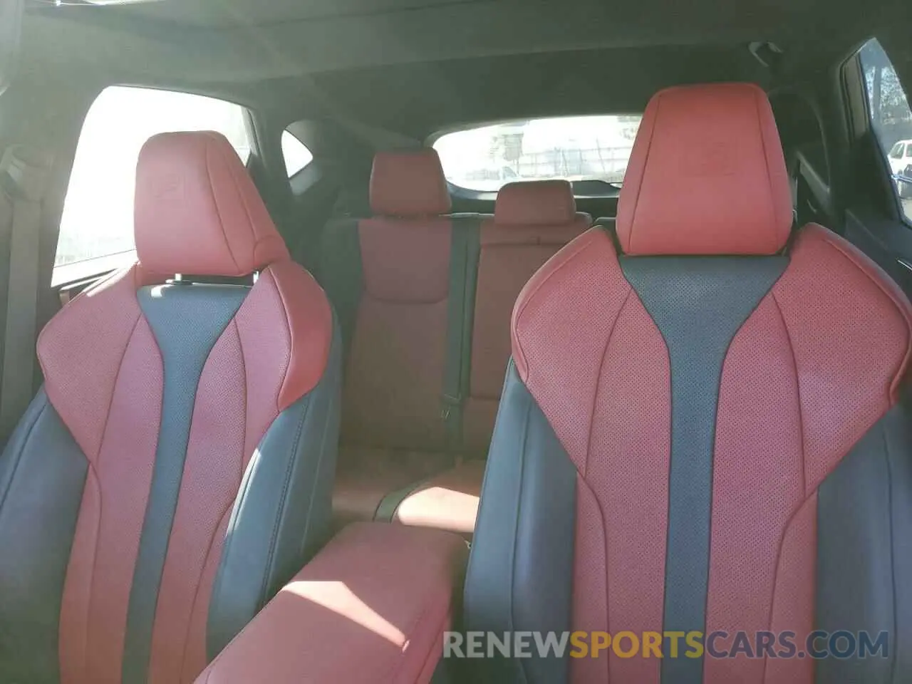 10 fotografías del automóvil dañado 2T2KGCEZ4RC038178 LEXUS NX 350 LUX 2024
