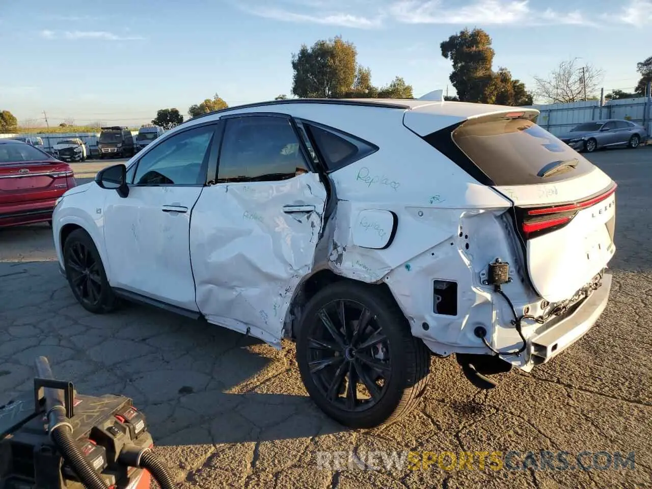 2 fotografías del automóvil dañado 2T2KGCEZ6RC057346 LEXUS NX 350 LUX 2024