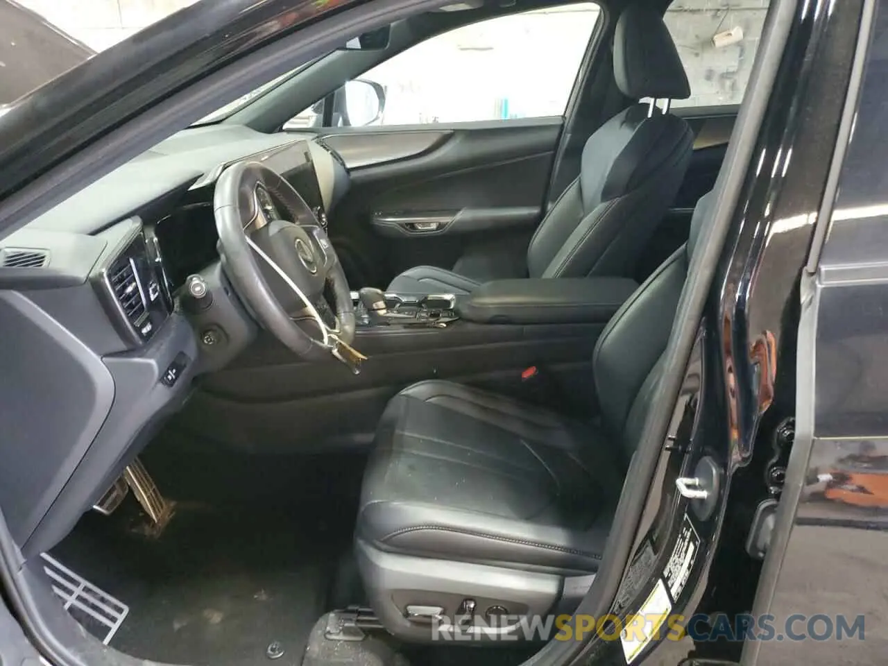 7 fotografías del automóvil dañado 2T2KGCEZ8RC039916 LEXUS NX 350 LUX 2024