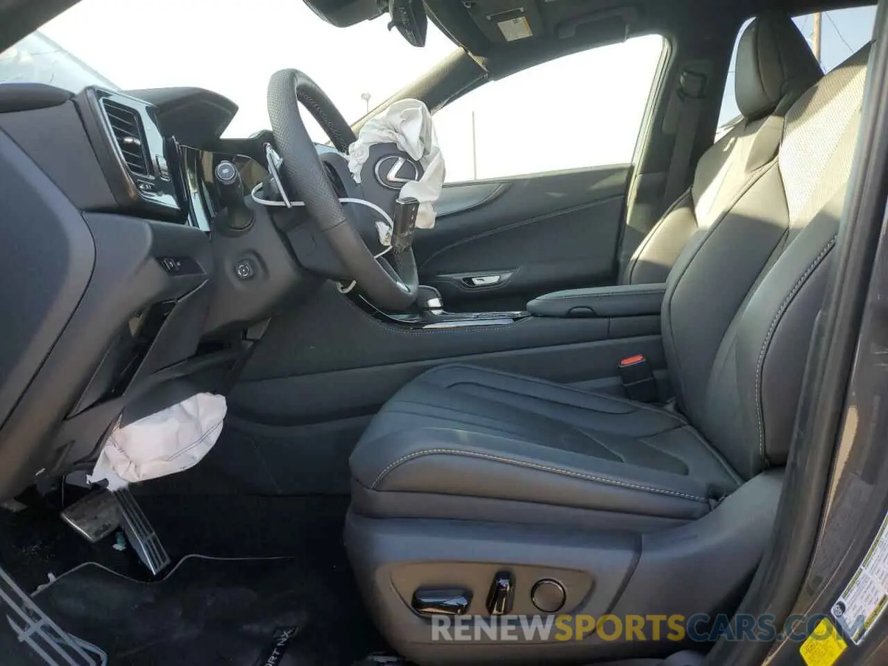 7 fotografías del automóvil dañado 2T2KGCEZ5SC060728 LEXUS NX 350 LUX 2025